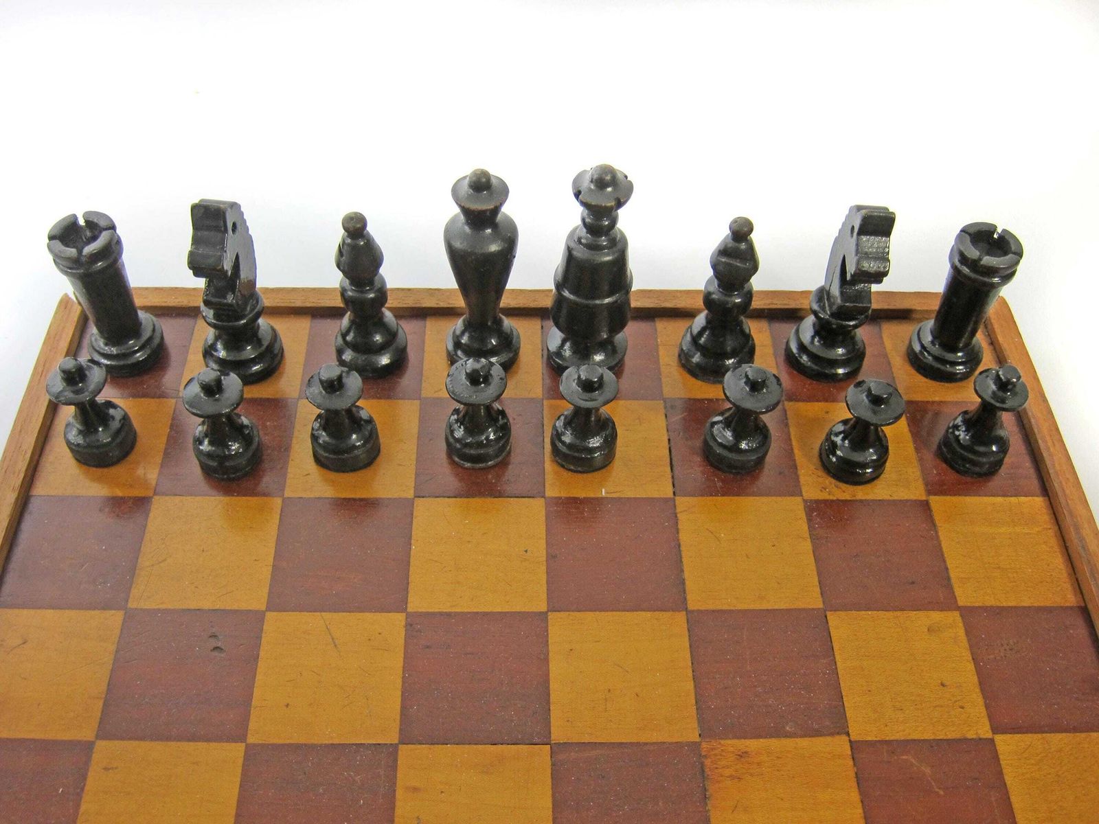 Vintage Collectable Wooden Chess Set, Board & Box    Austrian Coffee House, Kaffeehaus, Haflinger Knights, Josef Hoffmann, Wagner, Adolf Loos photo buy