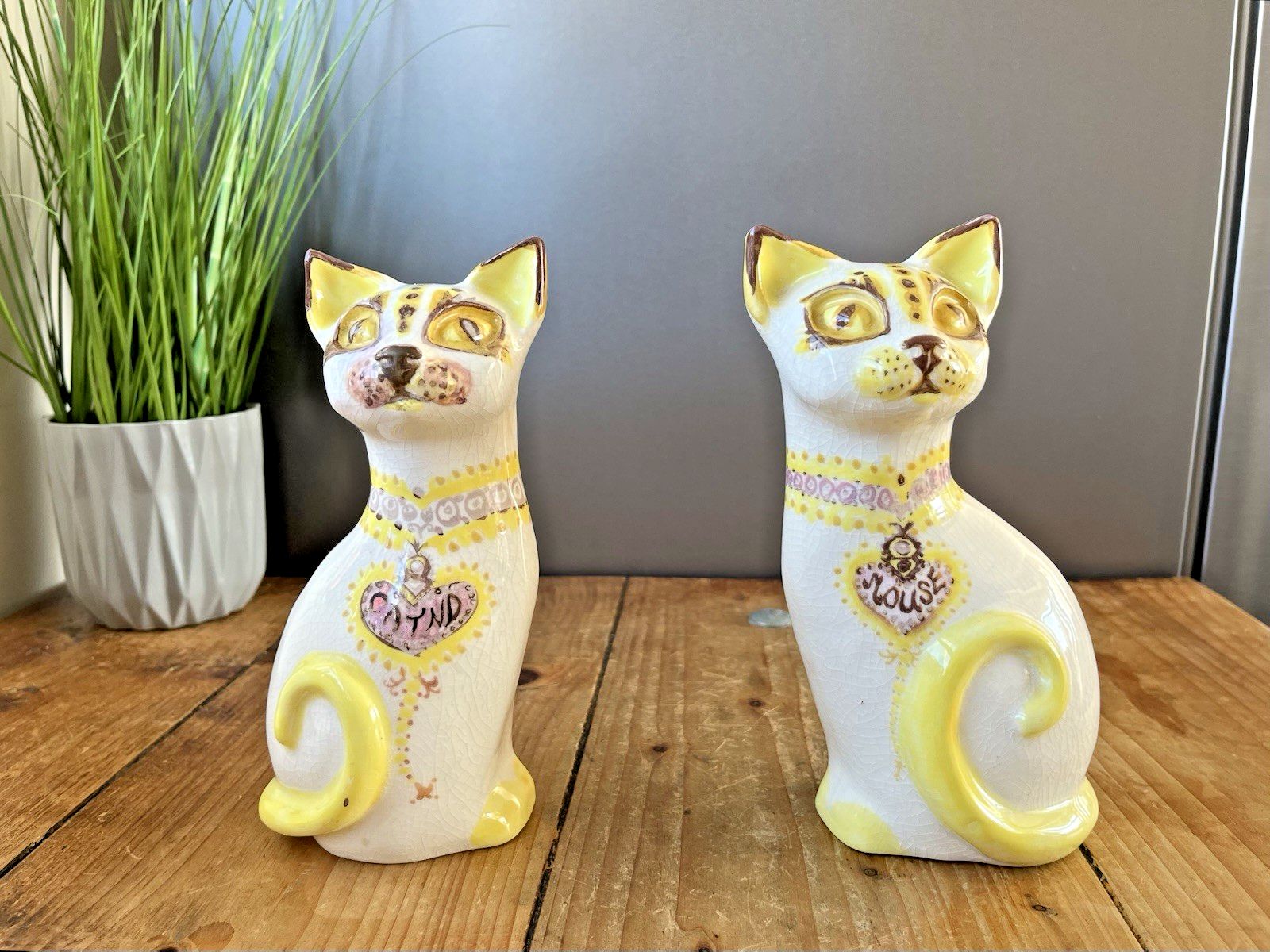 Pair Of Unusual Mid Century Pottery Mantel Cats Ornaments Portuguese ? Italian ? photo 150.0