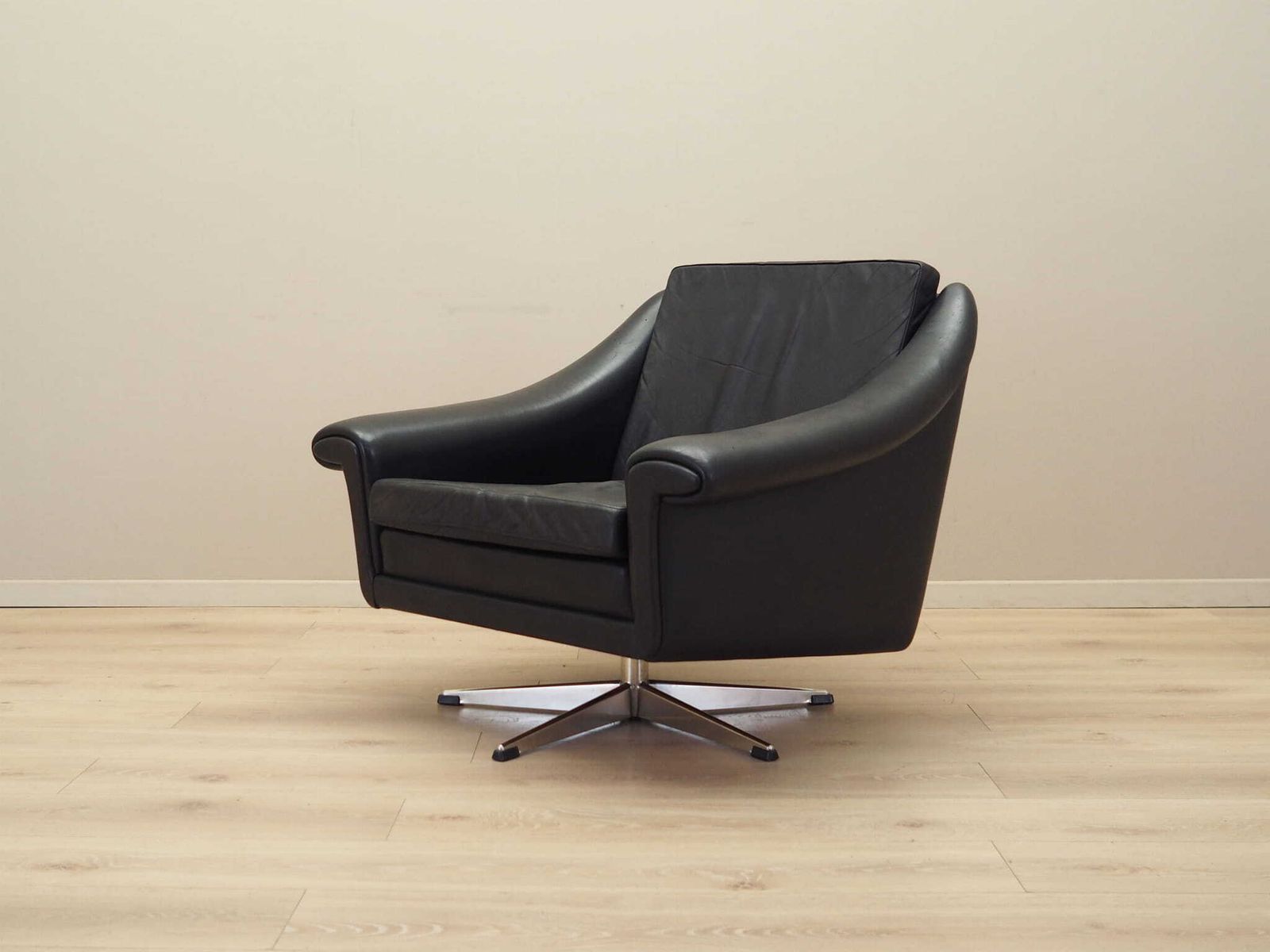 Draaifauteuil, Deens Design, Jaren 1960, Fabrikant: Eran Møbler, Ontwerper: Aage Christiansen photo Meubels