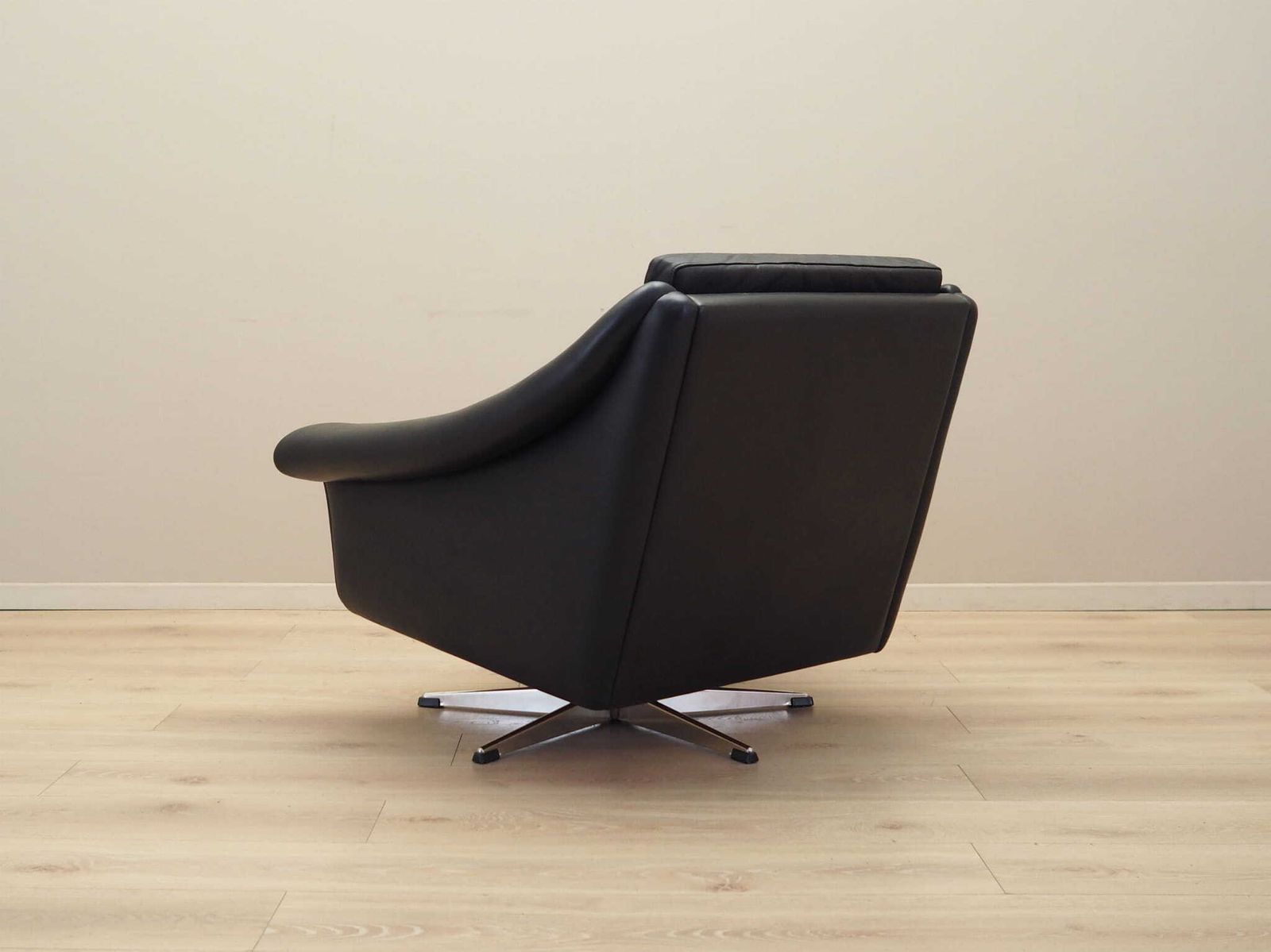 Draaifauteuil, Deens Design, Jaren 1960, Fabrikant: Eran Møbler, Ontwerper: Aage Christiansen photo vinterior