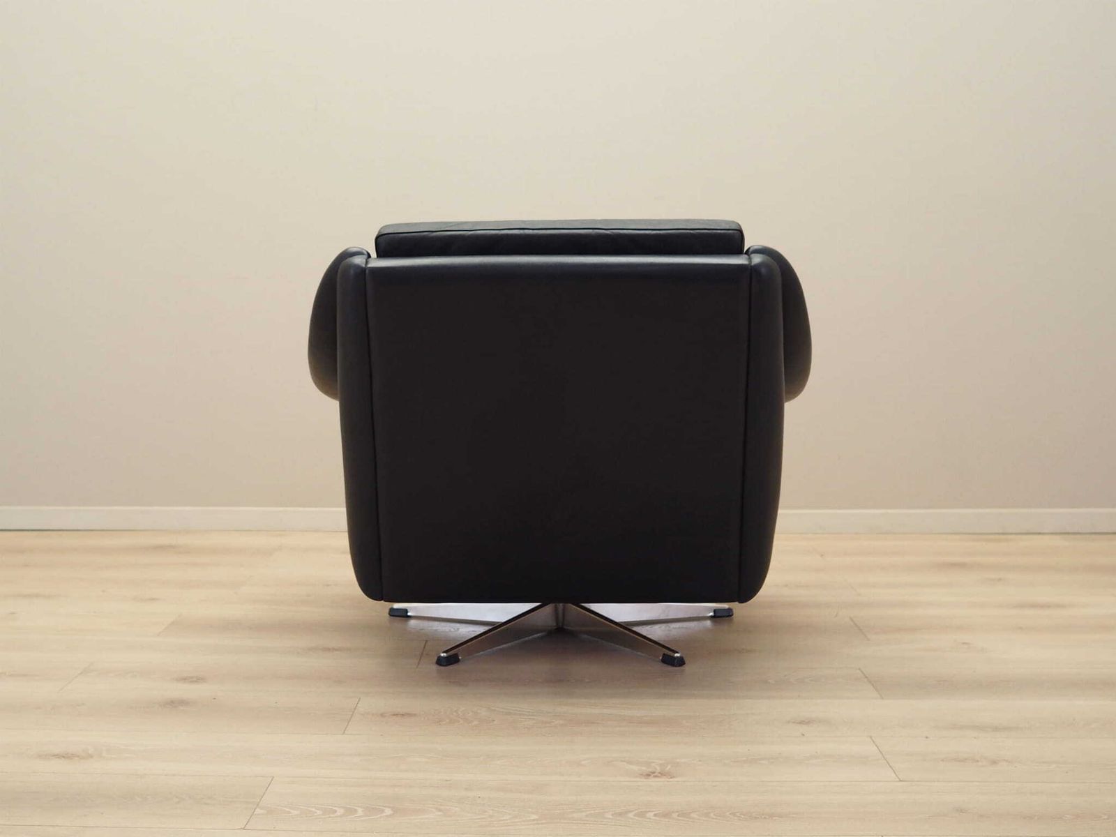 Swivel Armchair, Danish Design, 1960s, Manufacturer: Eran Møbler, Designer: Aage Christiansen photo buy