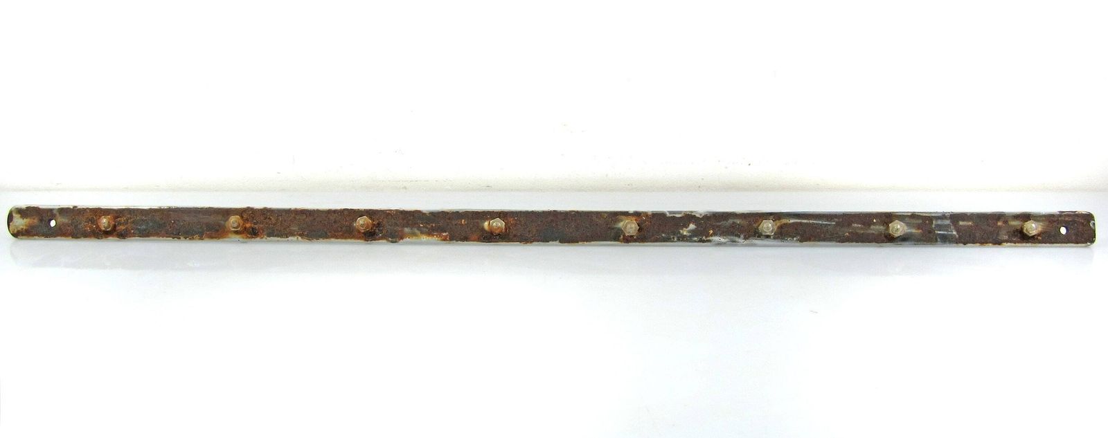Zwaar Geëmailleerd Kapstokrek Met Haken Uit De Jaren 1930 – Fifties, Tomado, Hans Wegner, Eames, Mategot, Perriand, Poul Cadovius, String, Franco Albini photo vinterior
