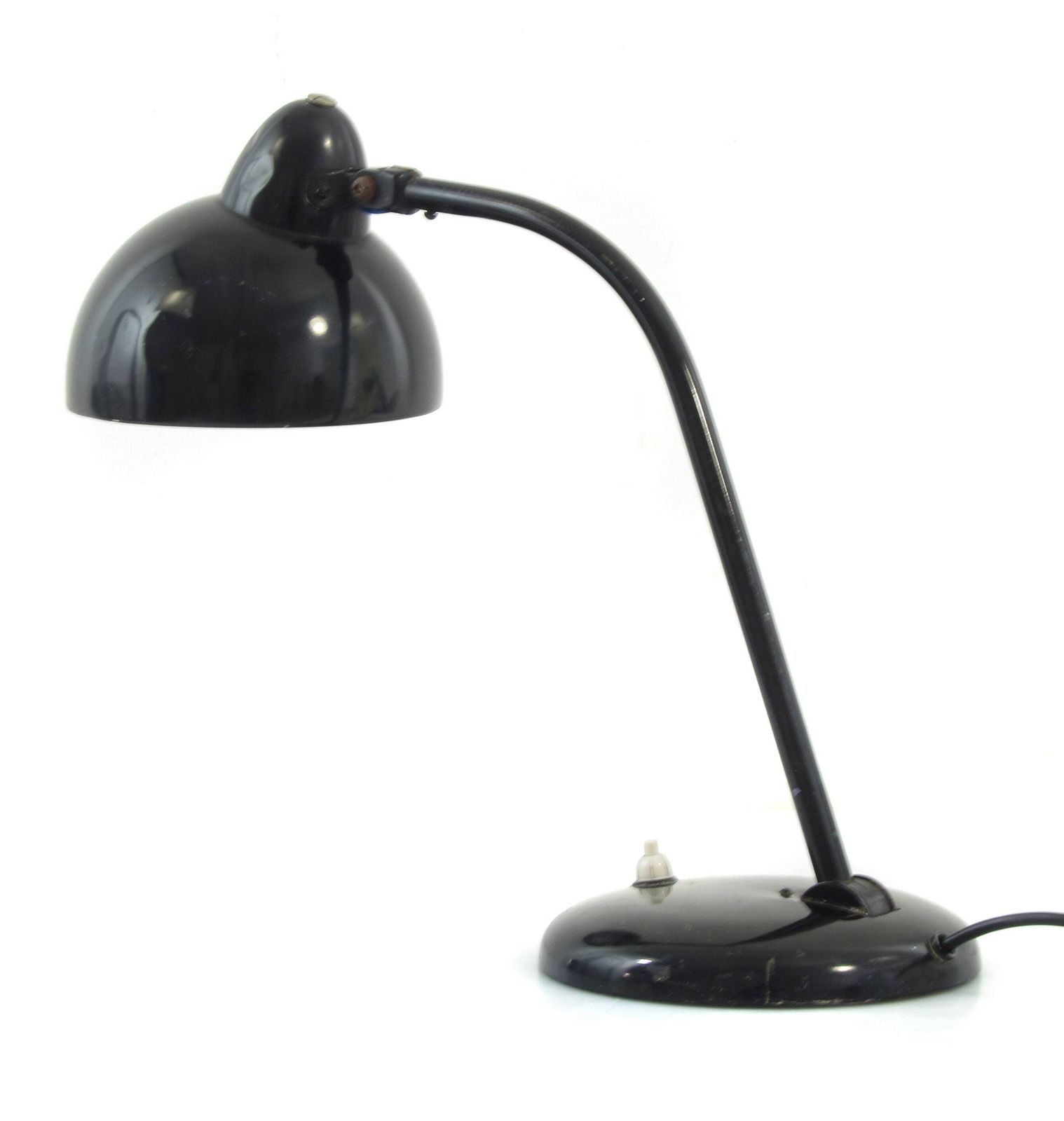 Hala Desk Lamp     Eames, Christian Dell, Vintage Rohe, Marcel Breuer, Marianne Brandt, Josef Hoffmann, Kaiser, Idell, Mouille photo vinterior