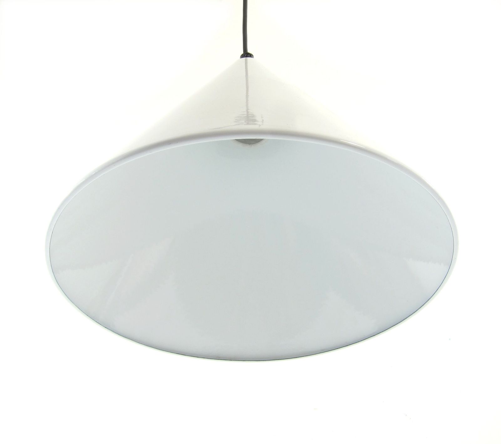 Arne Jacobsen Lamp Louis Poulsen White 1960s Vintage Enamel Lamp    Arteluce, Stilnovo, Castiglioni, Sarfatti, Eames, Arredoluce Colombo, Henningsen photo for sale