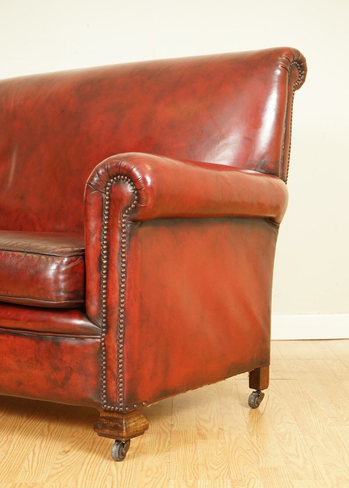 Stunning Victorian Burgundy Gentleman's Club Hand Dyed Leather Sofa photo buy