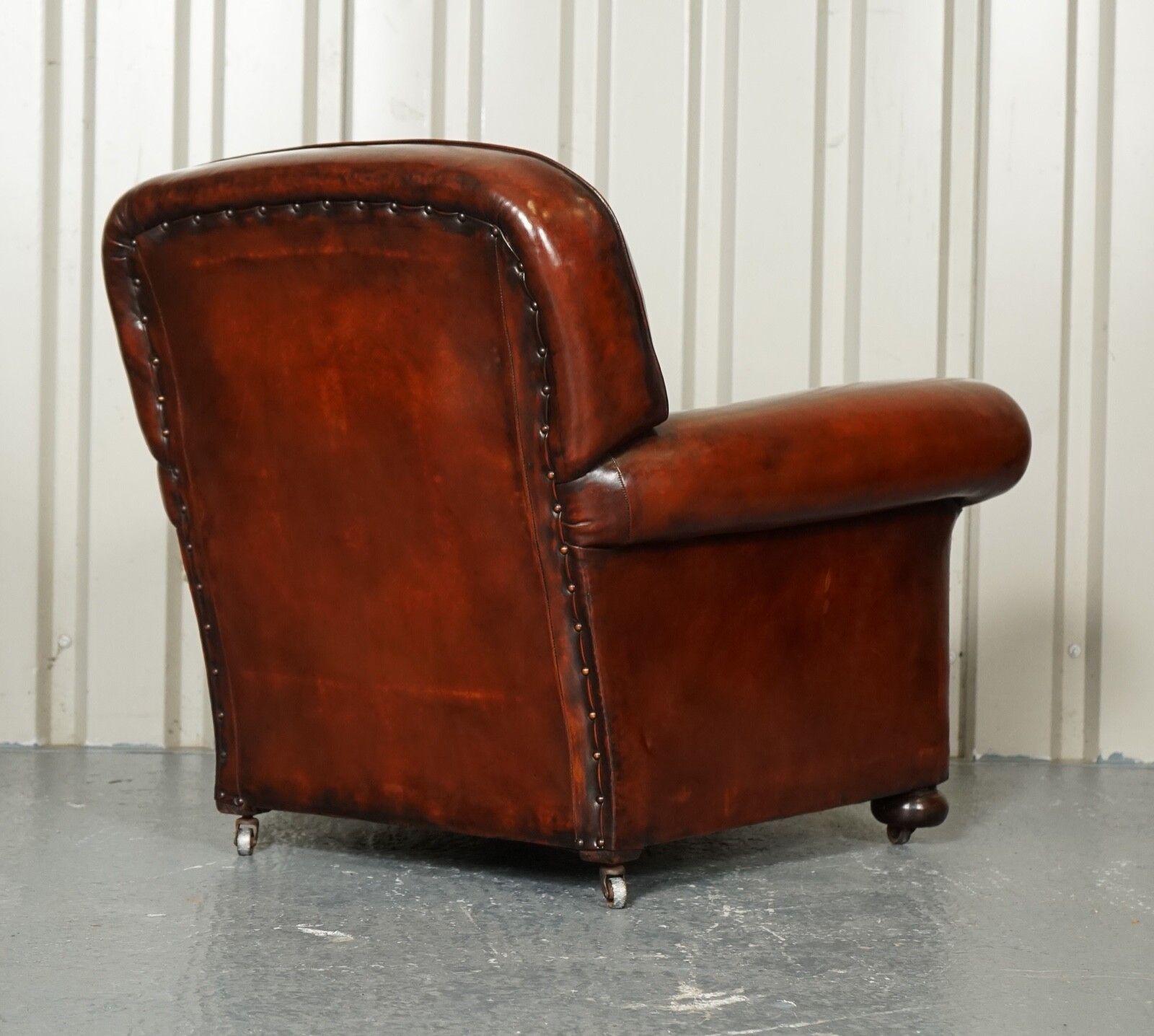Furniture Restored Victorian Maroon Dyed Leather Suite Club Armchairs Gentleman Club Sofa photo