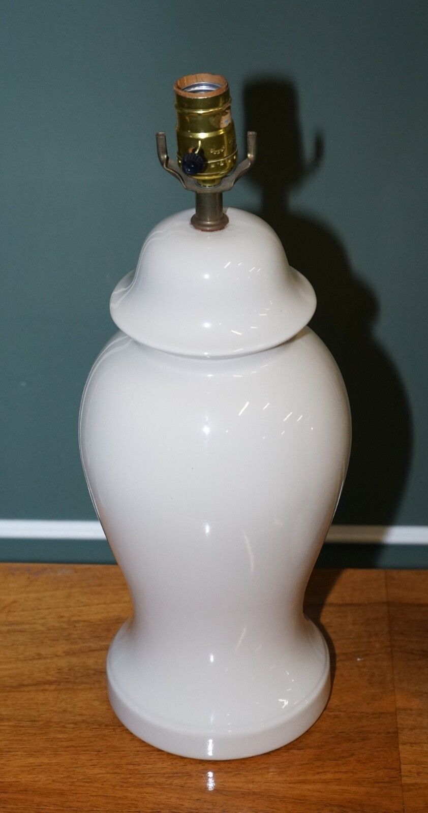 Circa 1970s Vintage Cream Coloured Porcelain Pair Of Lamps photo buy