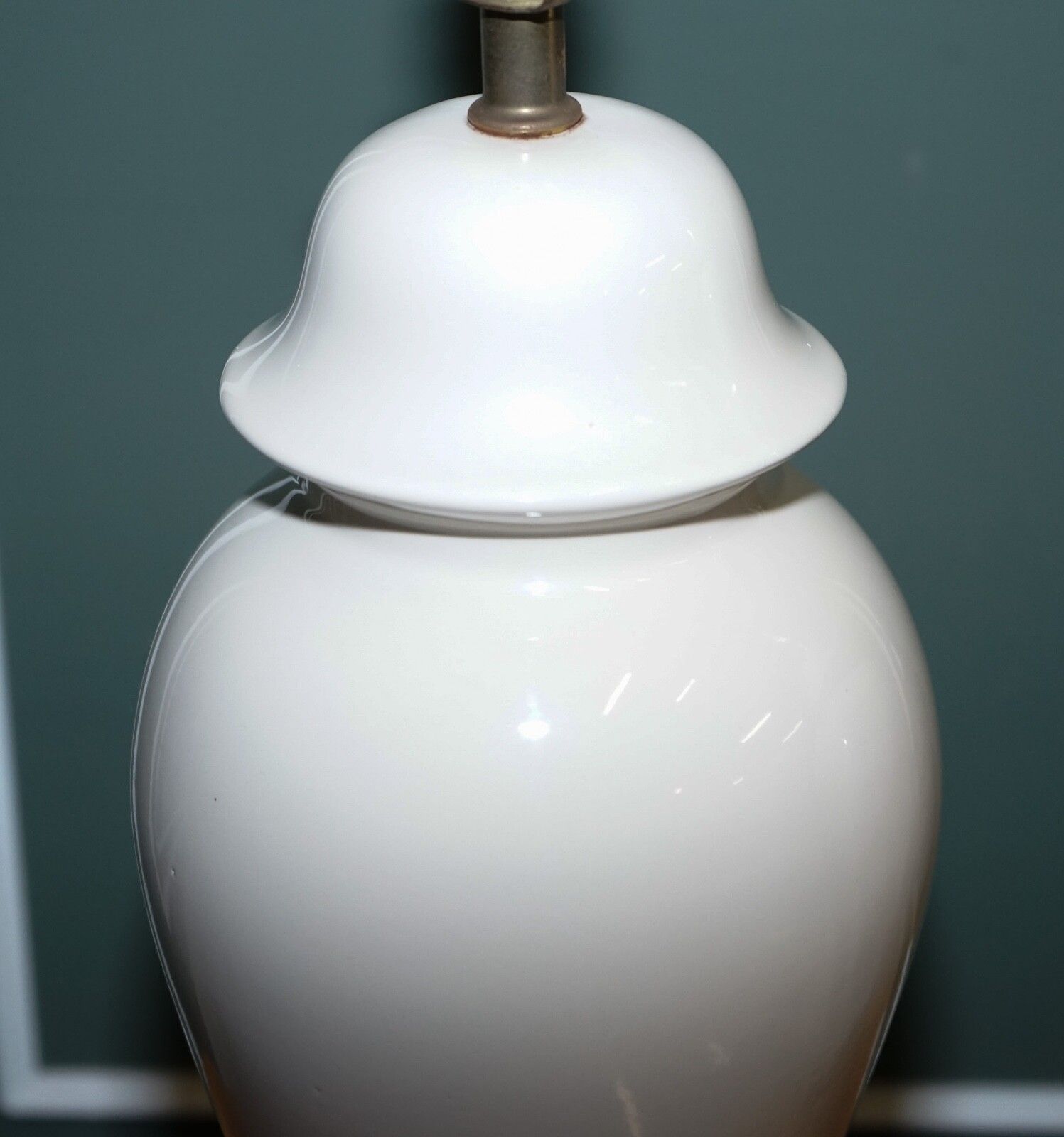 photo buy Circa 1970s Vintage Cream Coloured Porcelain Pair Of Lamps