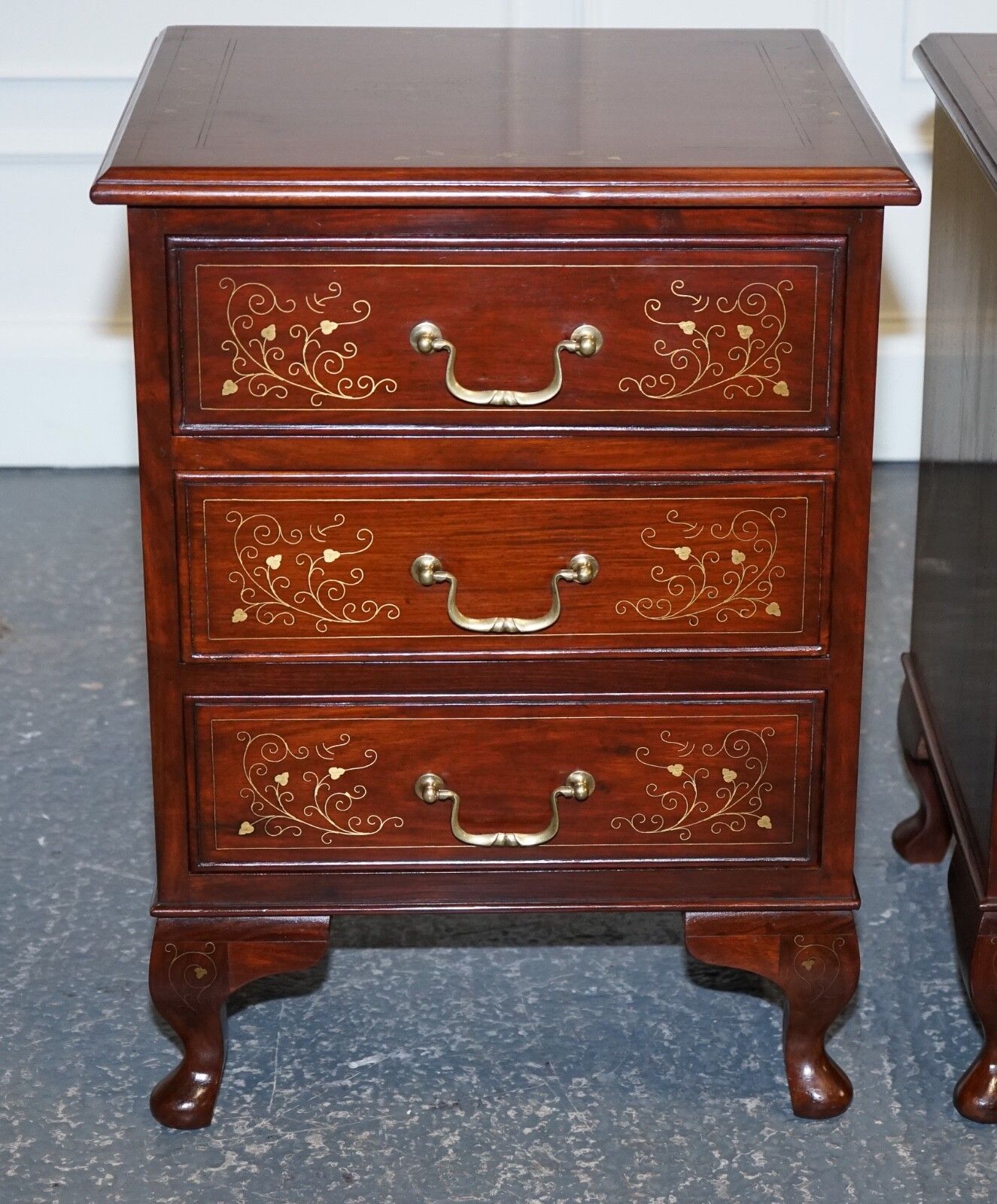 Stunning Pair Of Brass Inliad Anglo Indian Bedside Tables Nightstands photo buy