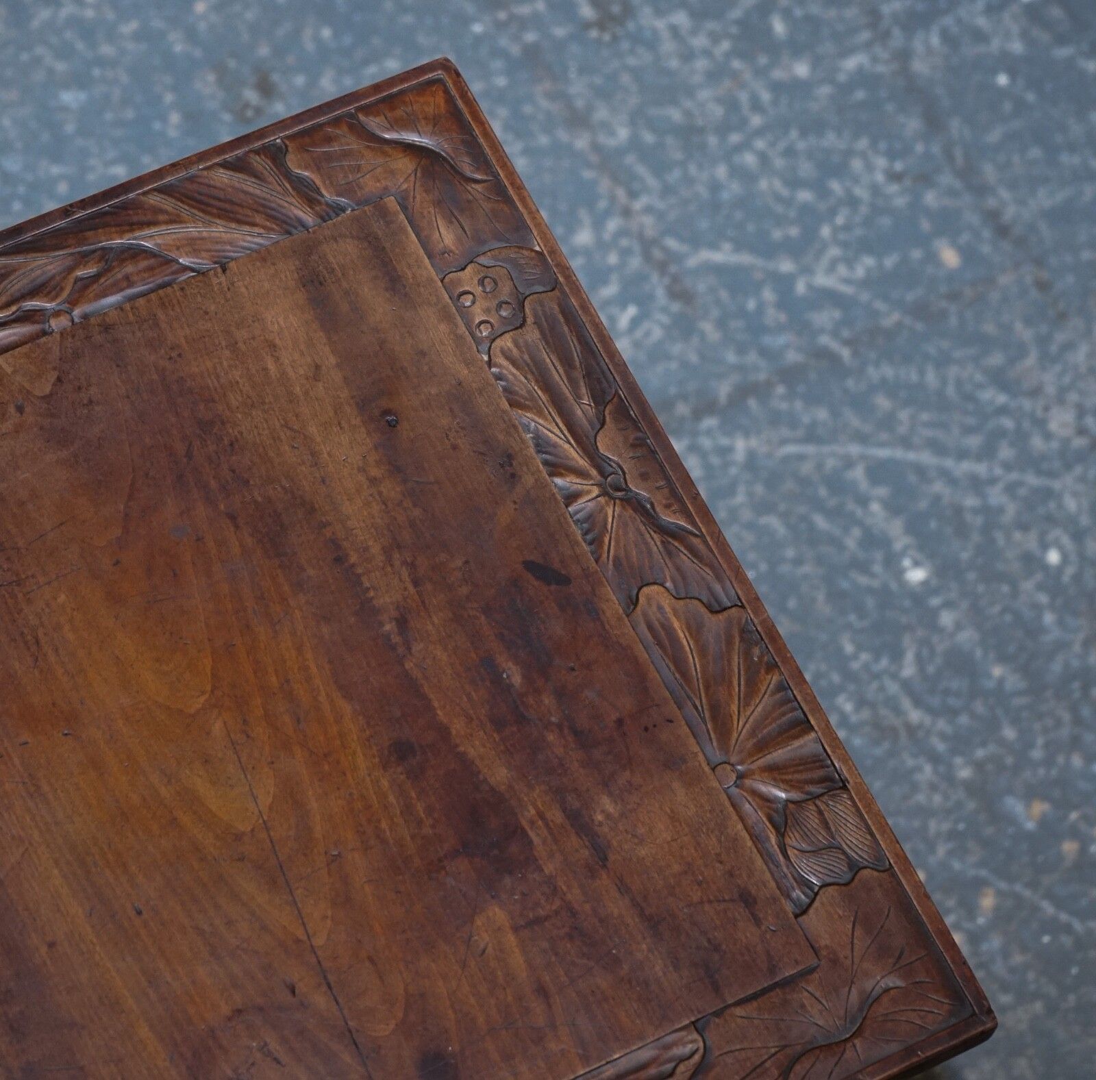 photo vinterior Liberty's London 1950's Hand Carved Occasional Side End Lamp Wine Table