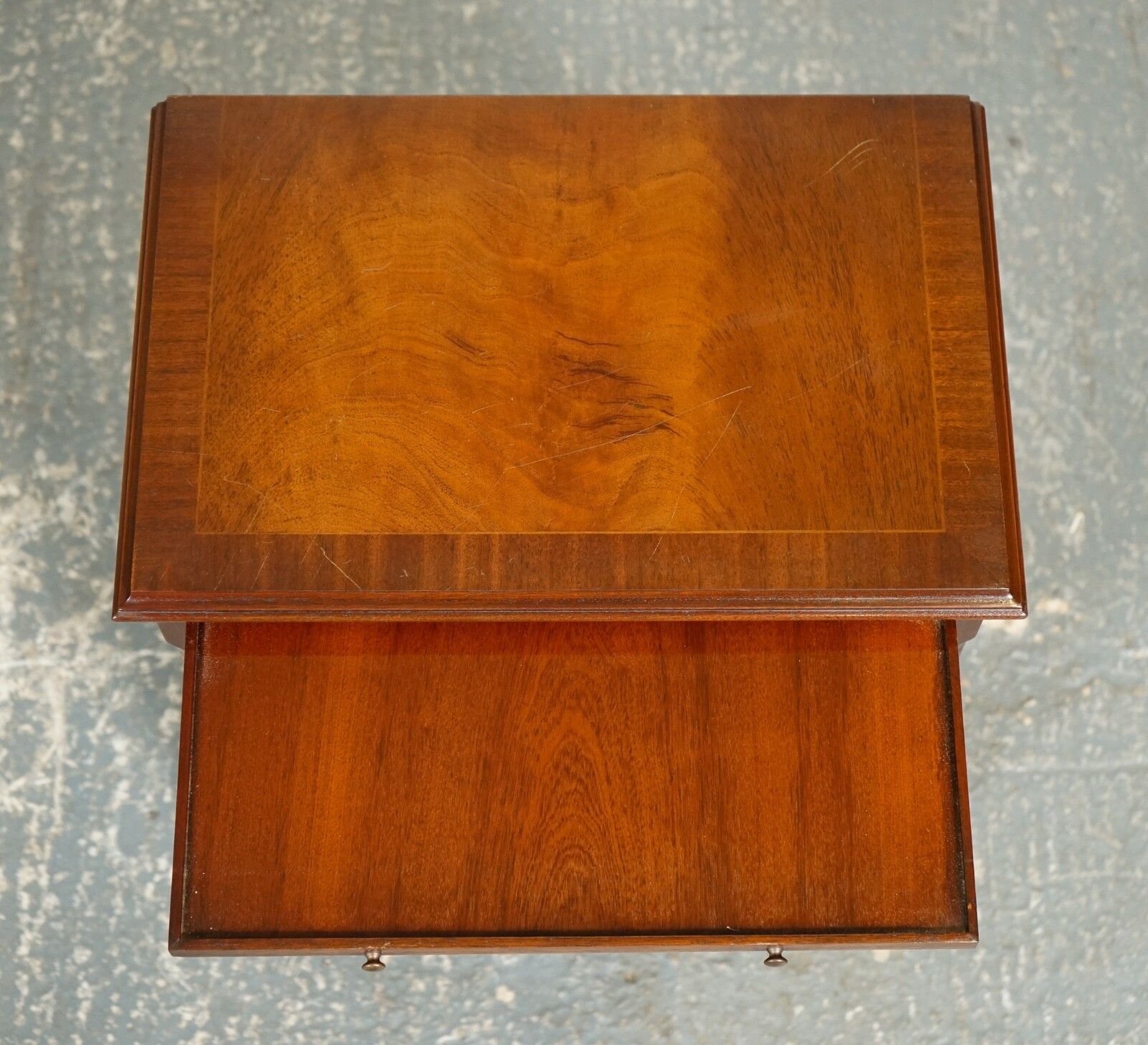 Furniture Lovely Georgian Style Small Chest Of Drawers Side Table With Butler Tray J1 photo