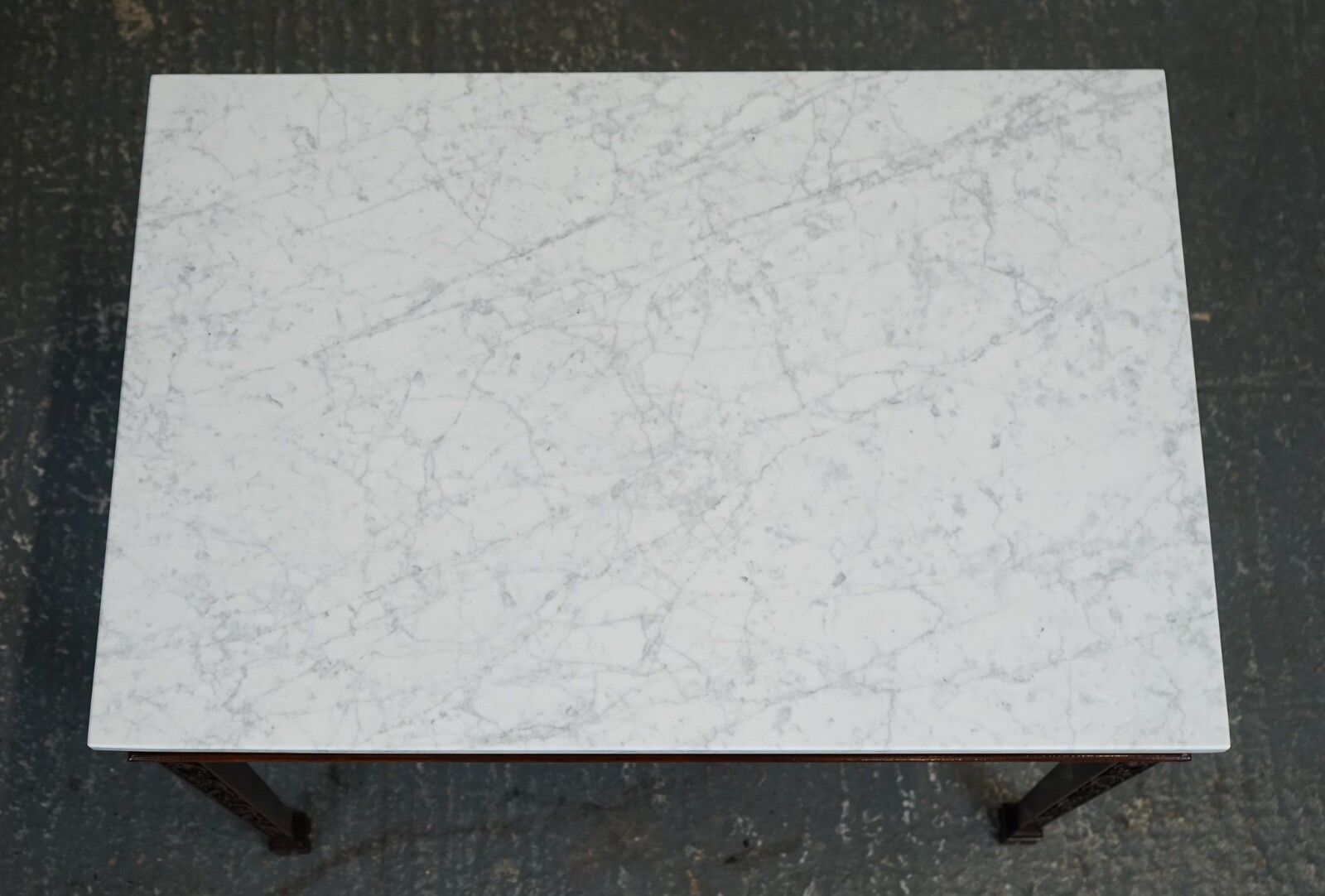 photo vinterior Pair Of Chippendale Style Console Tables With New White Carrara Marble Tops