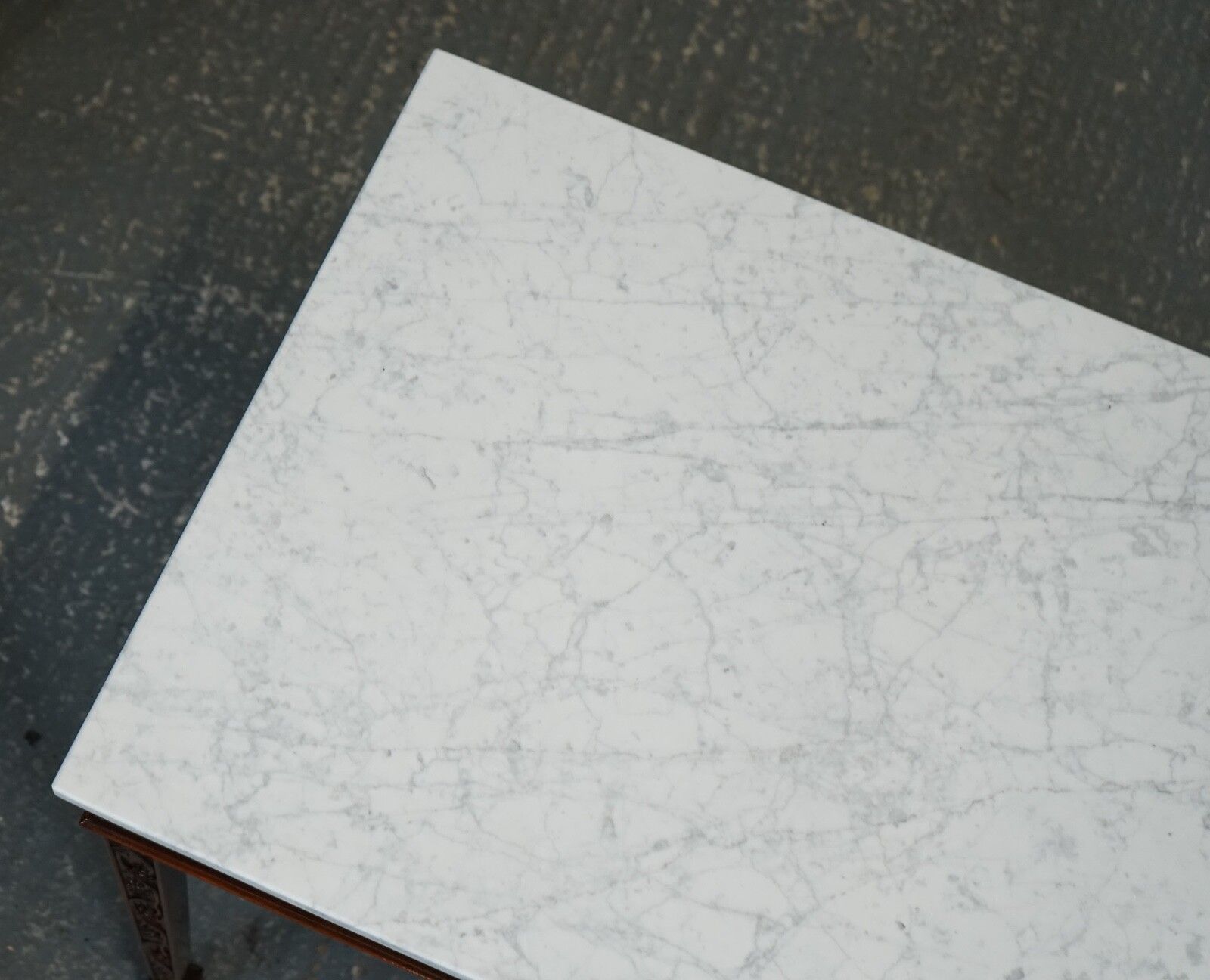 photo vintage Pair Of Chippendale Style Console Tables With New White Carrara Marble Tops