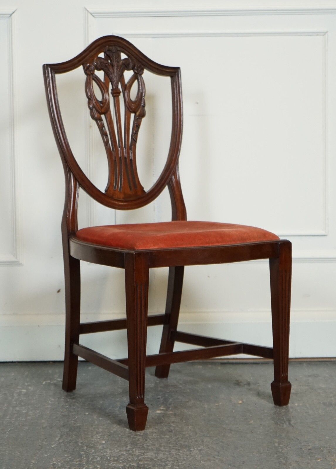photo vinterior Lovely Pair Of Victorian Hepplewhite Carver Hallway Side Chairs Feather Filled