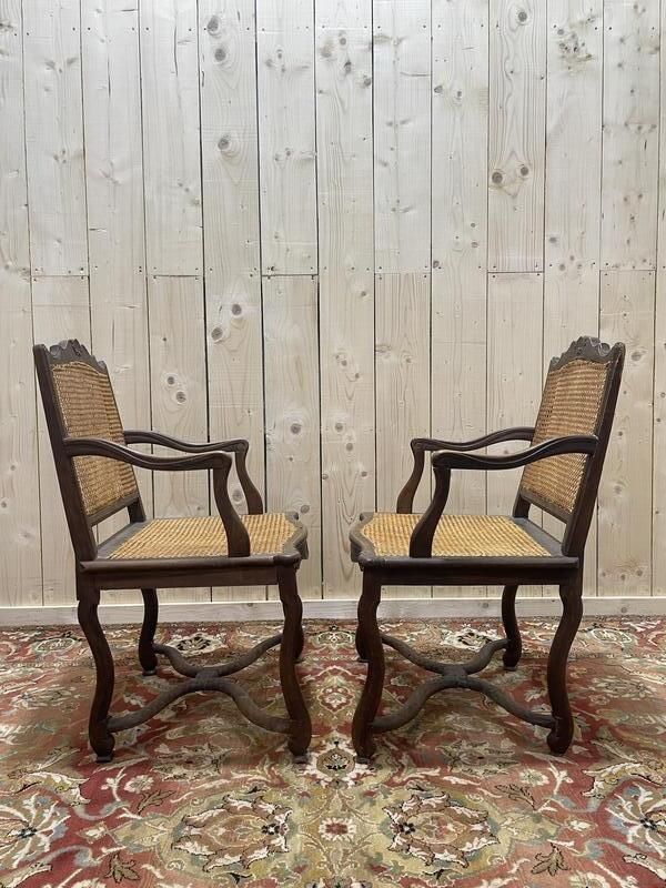 Paire De Fauteuils De Style Louis XIII Os De Mouton En Cannage. photo for sale