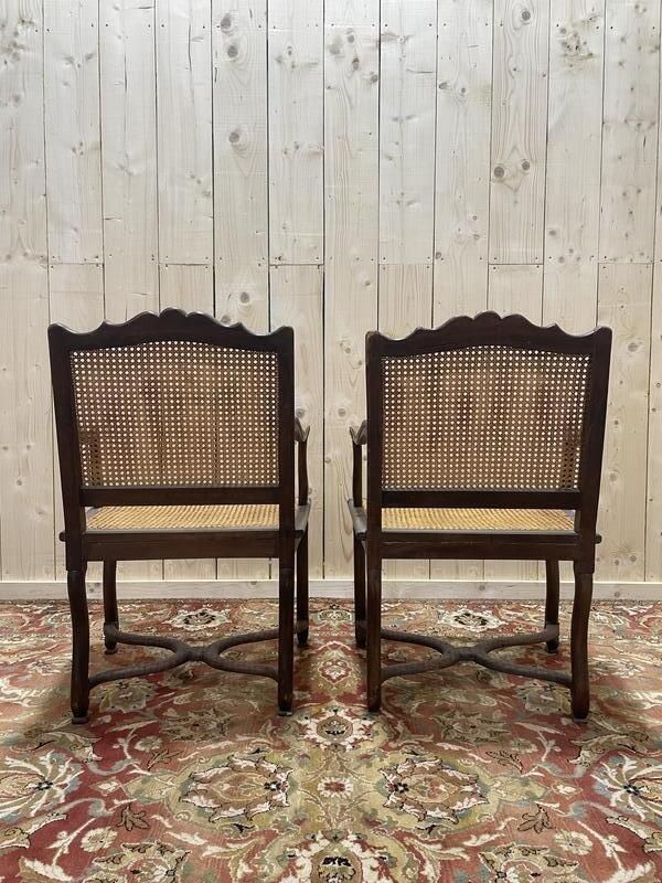 Paire De Fauteuils De Style Louis XIII Os De Mouton En Cannage. photo 630.0