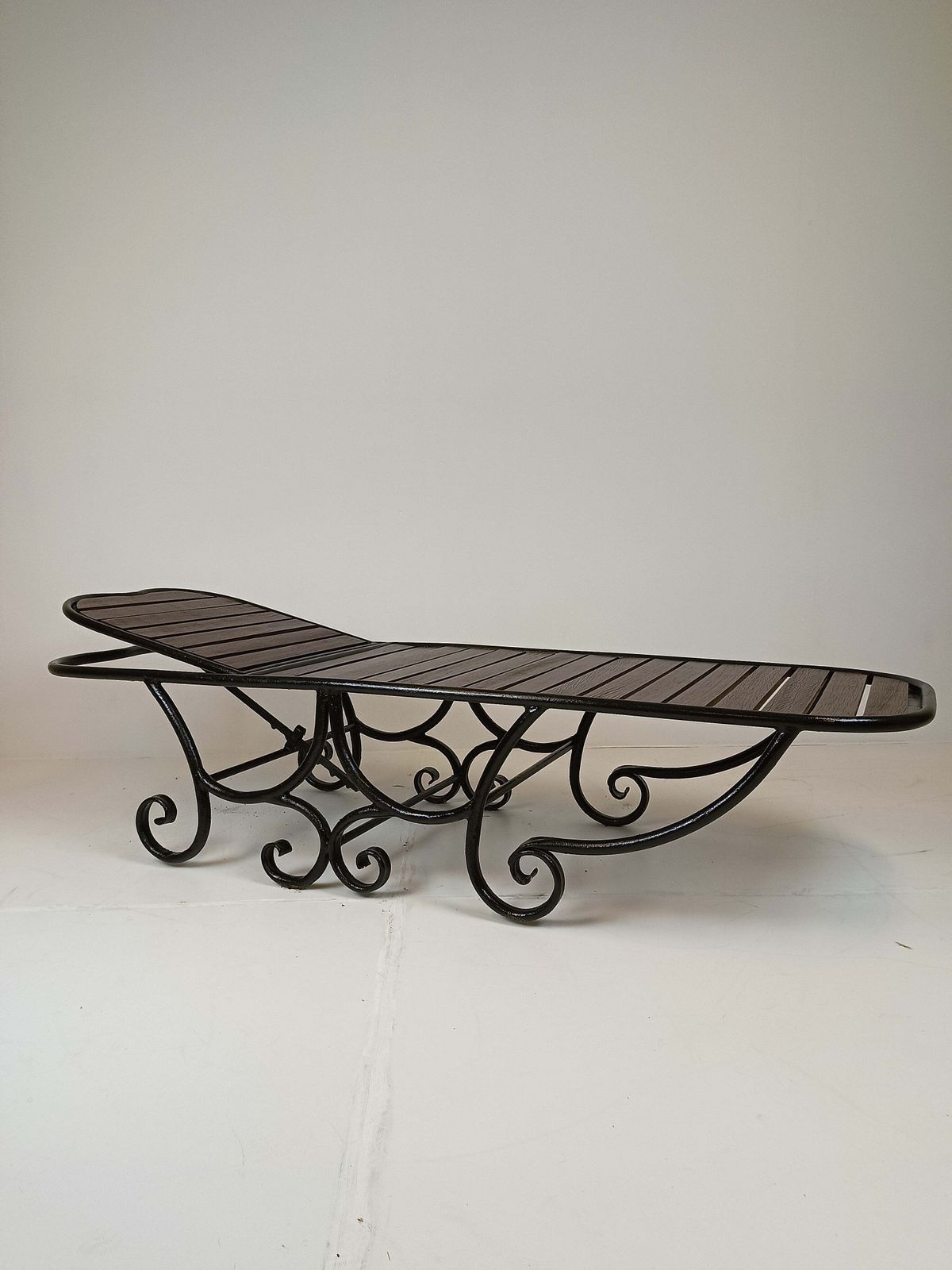 Classic Italian Daybed (2), Early 20th Century photo buy