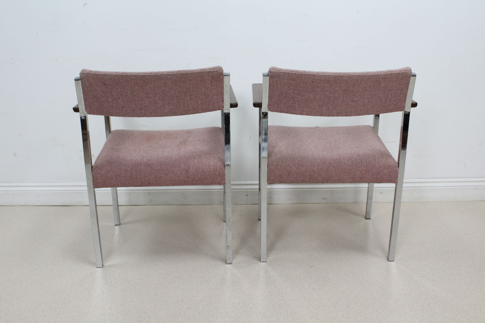photo furniture Set Of 2 Antocks Lairn Chrome And Teak Armchairs