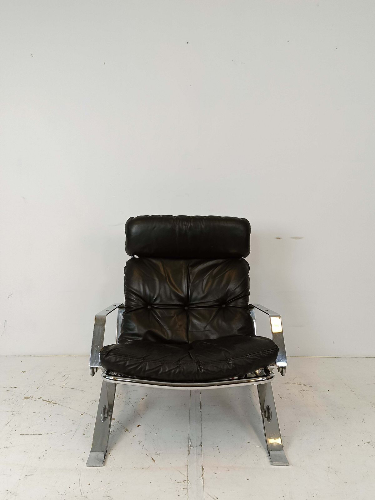 Mid Century Lounge Chair For Airborne International, Belgium photo 701.0