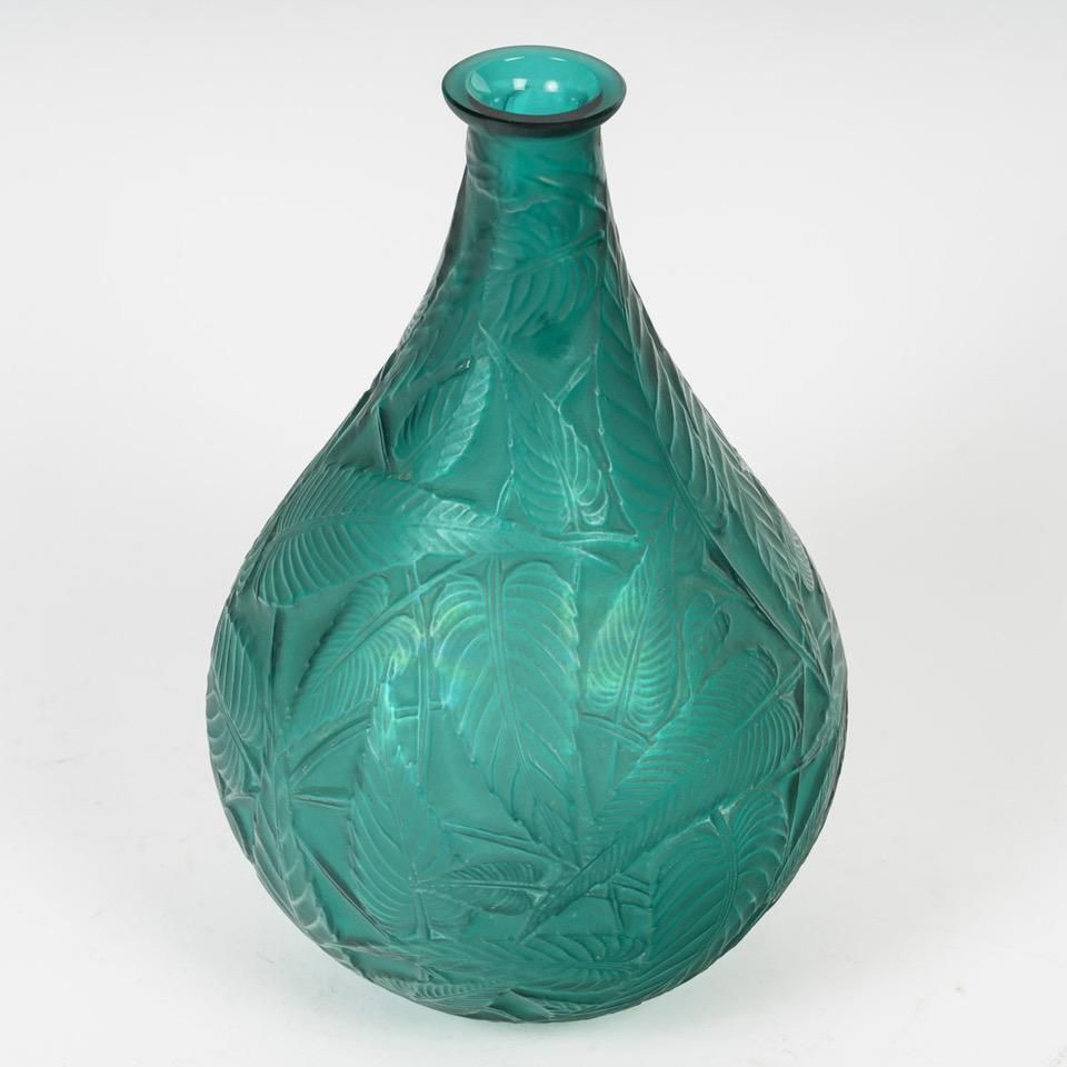René Lalique  1923  Emerald Green Tinted “Sauge” Vase photo for sale