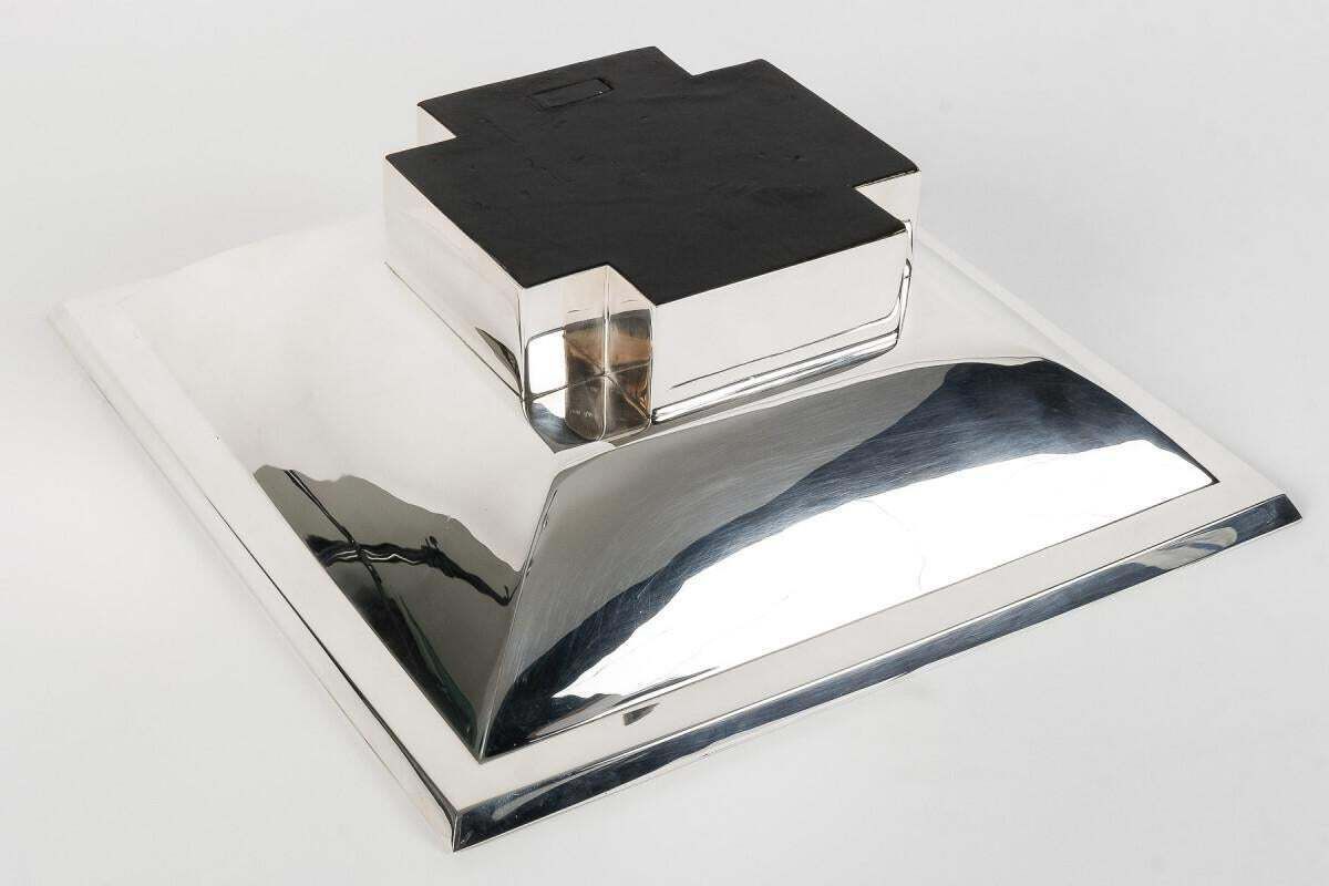 D. Garrido – Square Centerpiece In Sterling Silver 20th photo for sale
