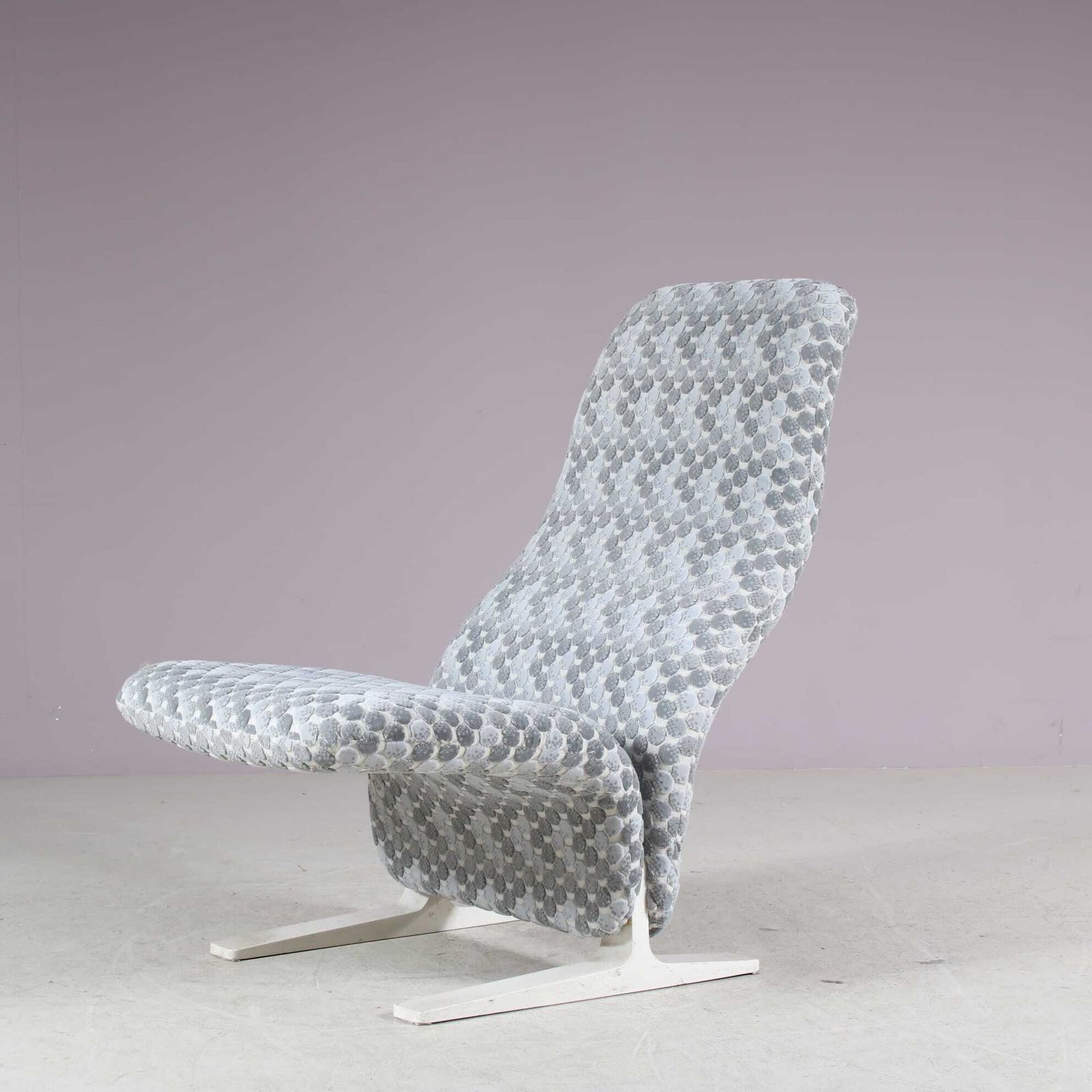 1970s “Concorde” Highback Chair By Pierre Paulin For Artifort, Netherlands photo vinterior