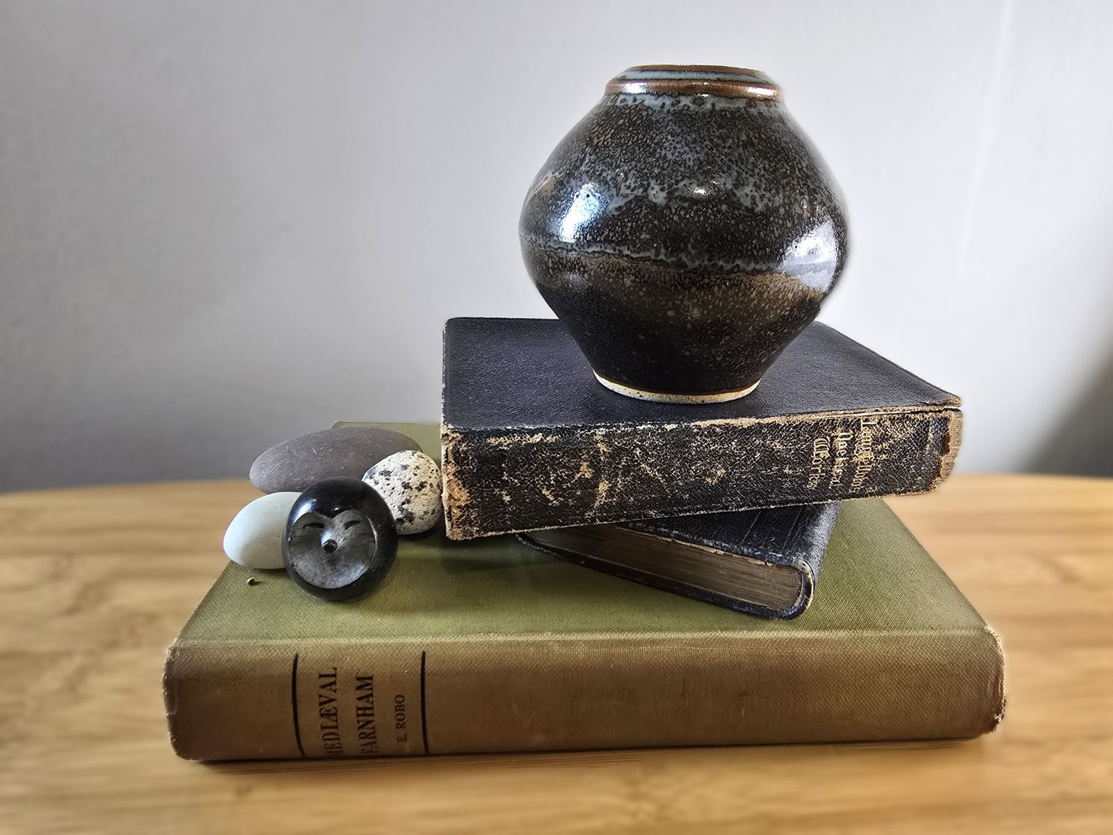 John Leach Muchelney Studio Pottery Exhibition Vase   Tenmoku Glaze   2010