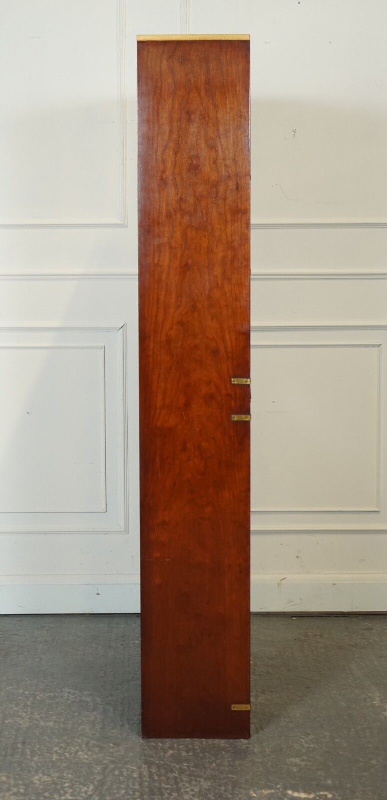 photo vintage Harrods London Kennedy Three Drawers Burr Yew Wood & Brass Military Bookcase