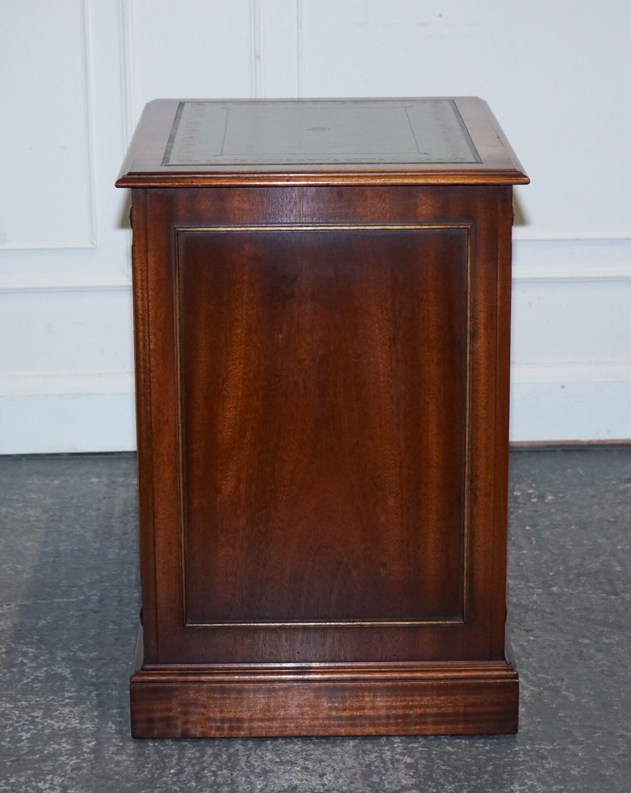 950.0 Bevan Funnell Filling Cabinet Rare Sage Blue Leather Various Size Folders photo