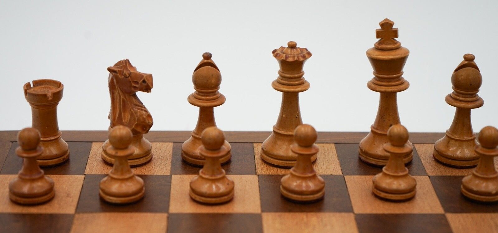photo buy Antique English Quality Staunton Weighted Chess Set With Box And Board