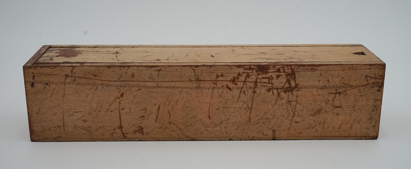 photo furniture Late 19th Century Box Of Traditional Game Niner Dominos With Stunning Patina