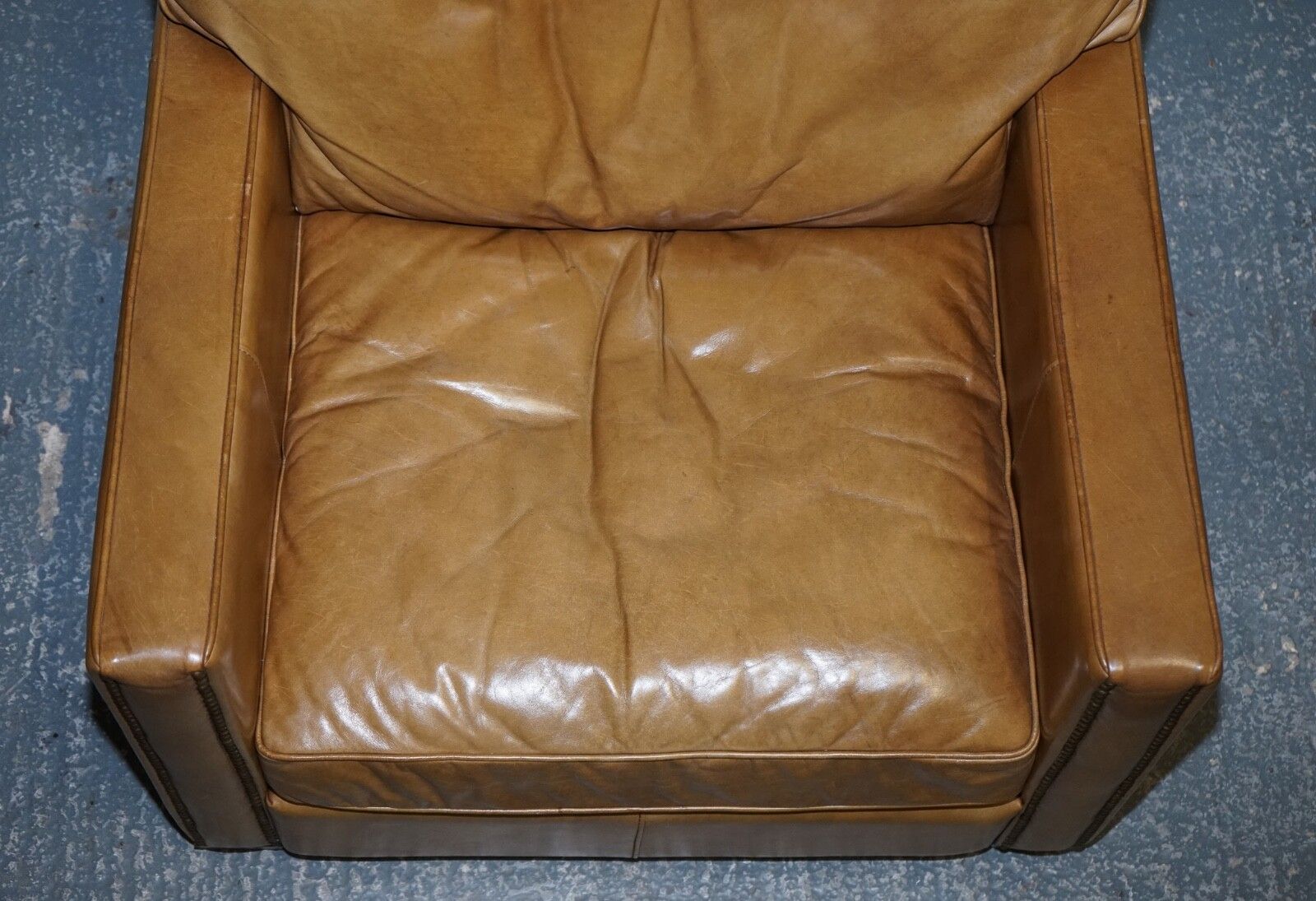 1450.0 Lovely Timothy Oulton Viscount Pair Of Tan Leather Armchairs Rrp £5,200 photo