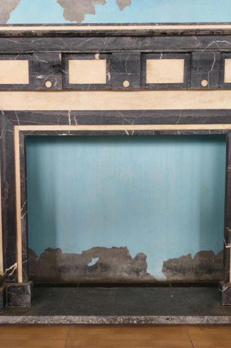 Striking Black And Cream Marble Fireplace Mantle photo Home Fixtures