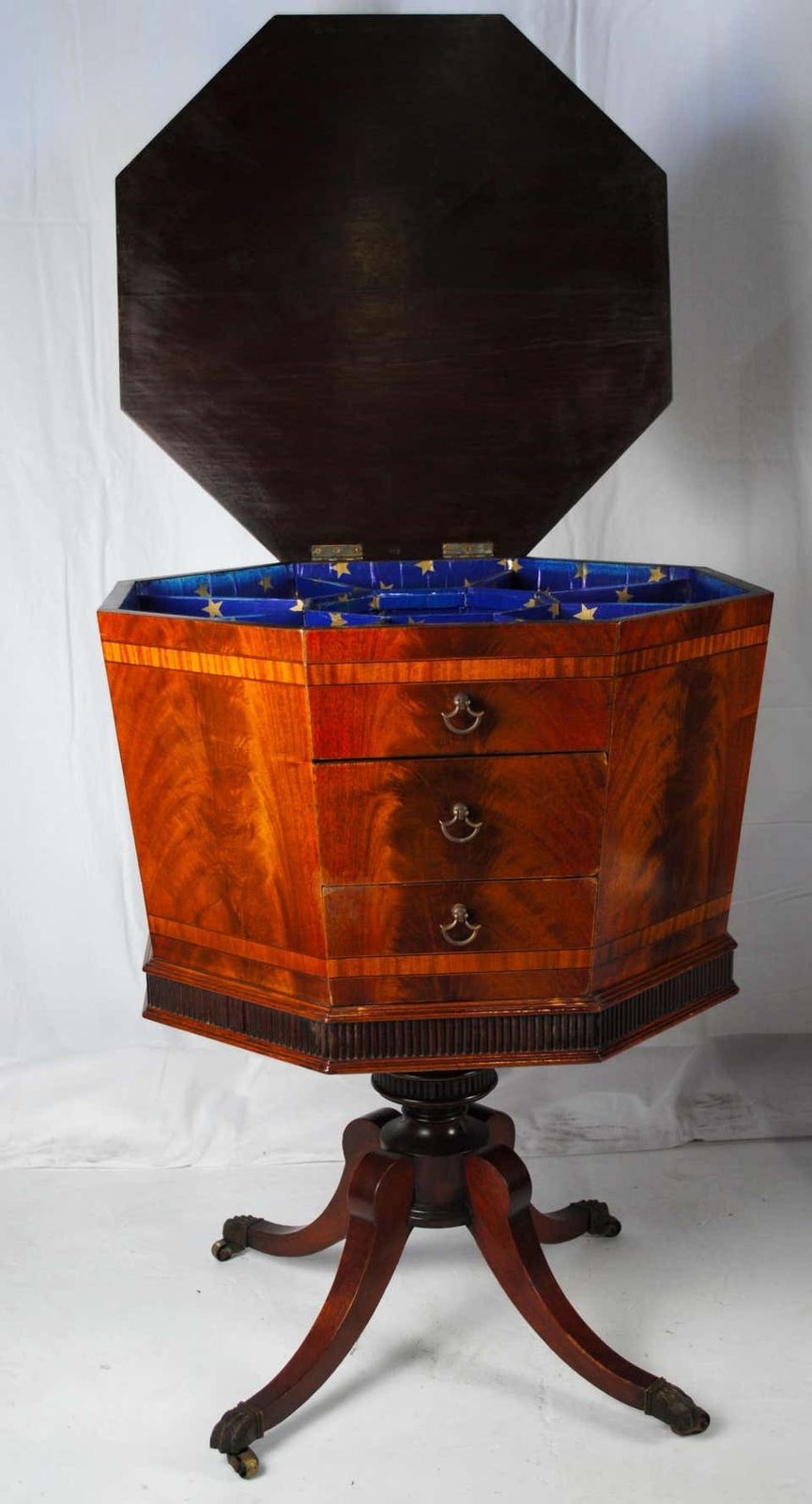 19th Century Pair Of English Regency Hexagonal Sowing Box Or Side Tables photo vintage