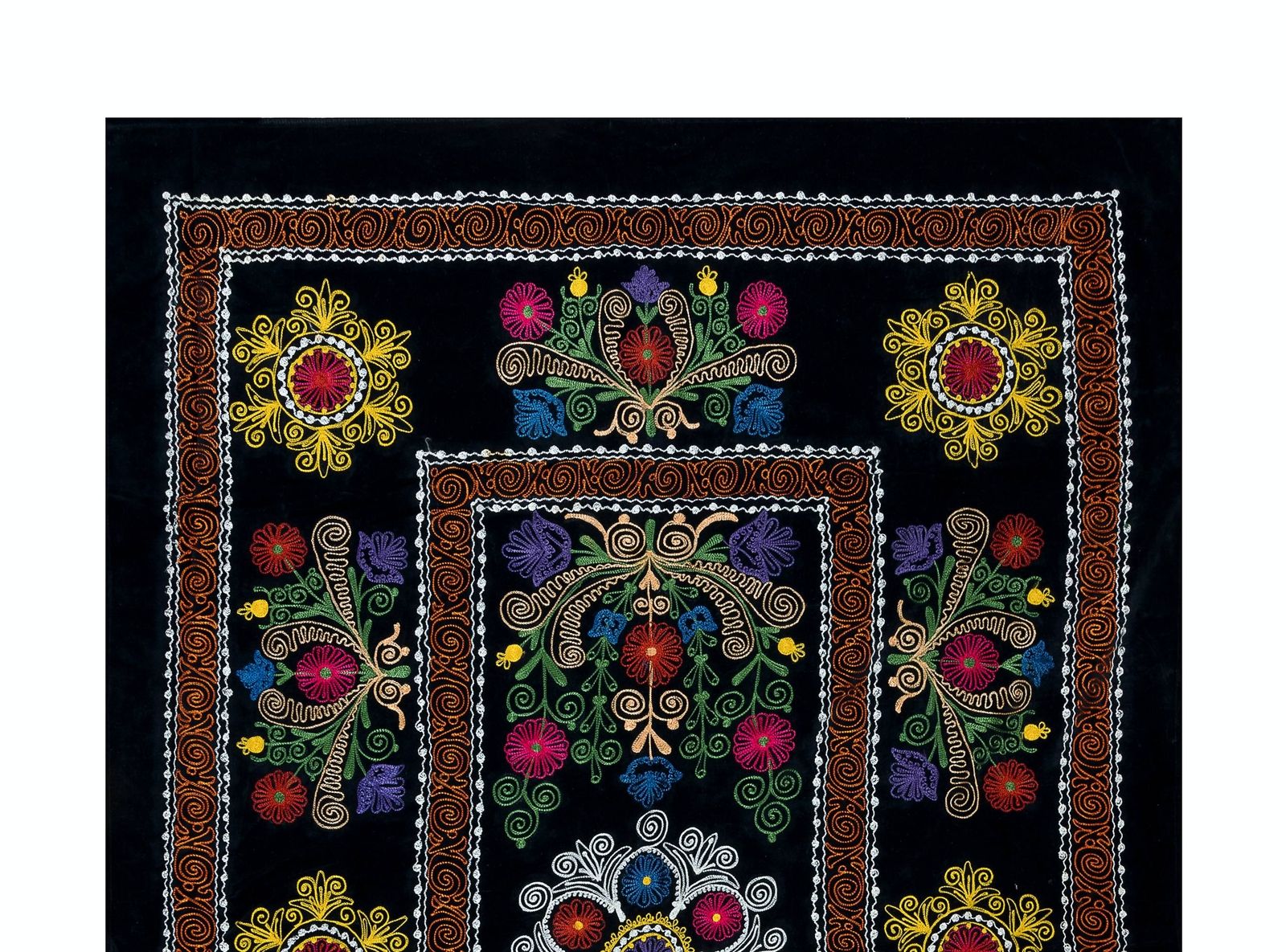 4.5x6.8 Ft Vintage Silk Hand Embroidery Bed Cover, Uzbek Suzani Wall Hanging photo furniture