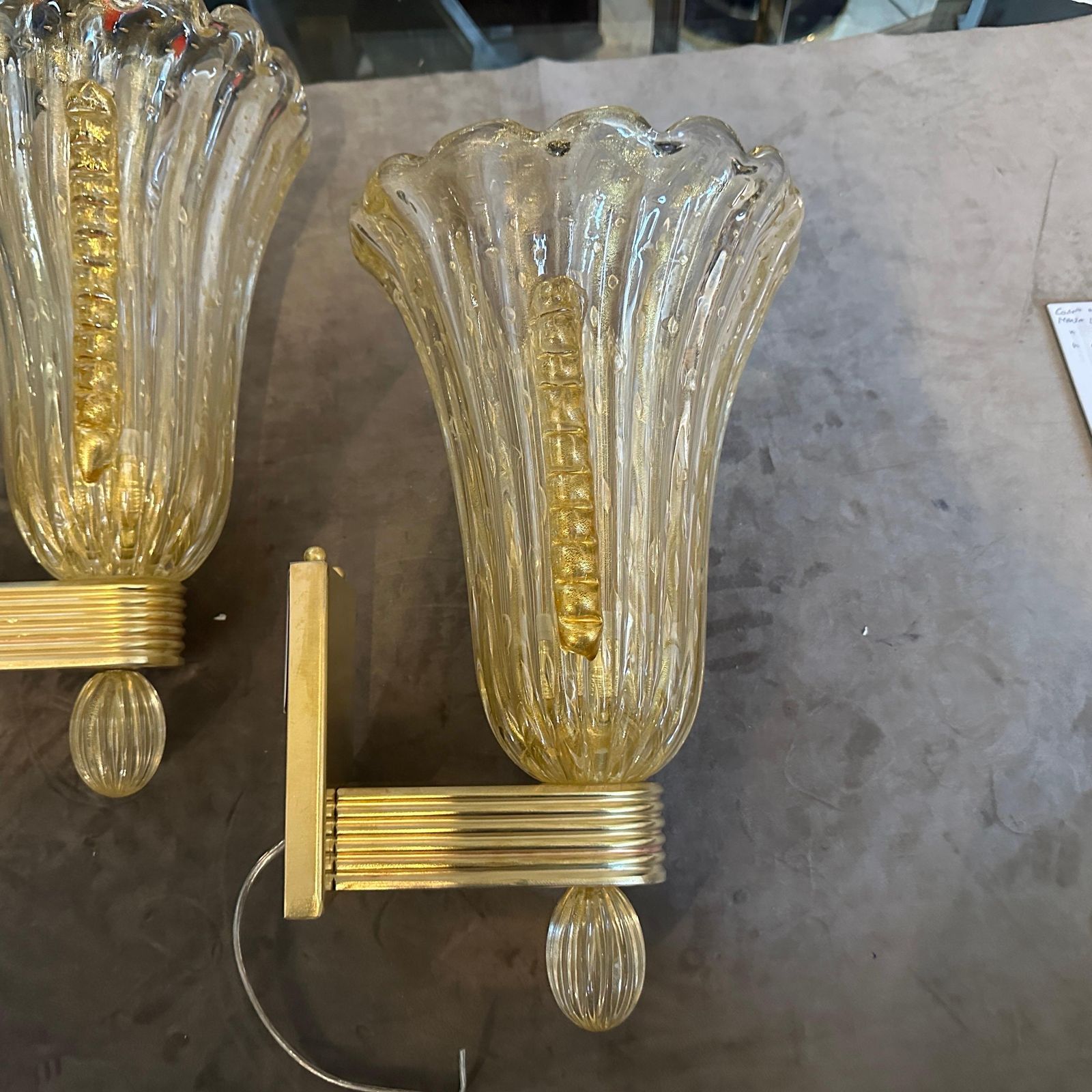 photo vinterior 21st Century Barovier Style Modern Amber Murano Glass And Brass Wall Sconces