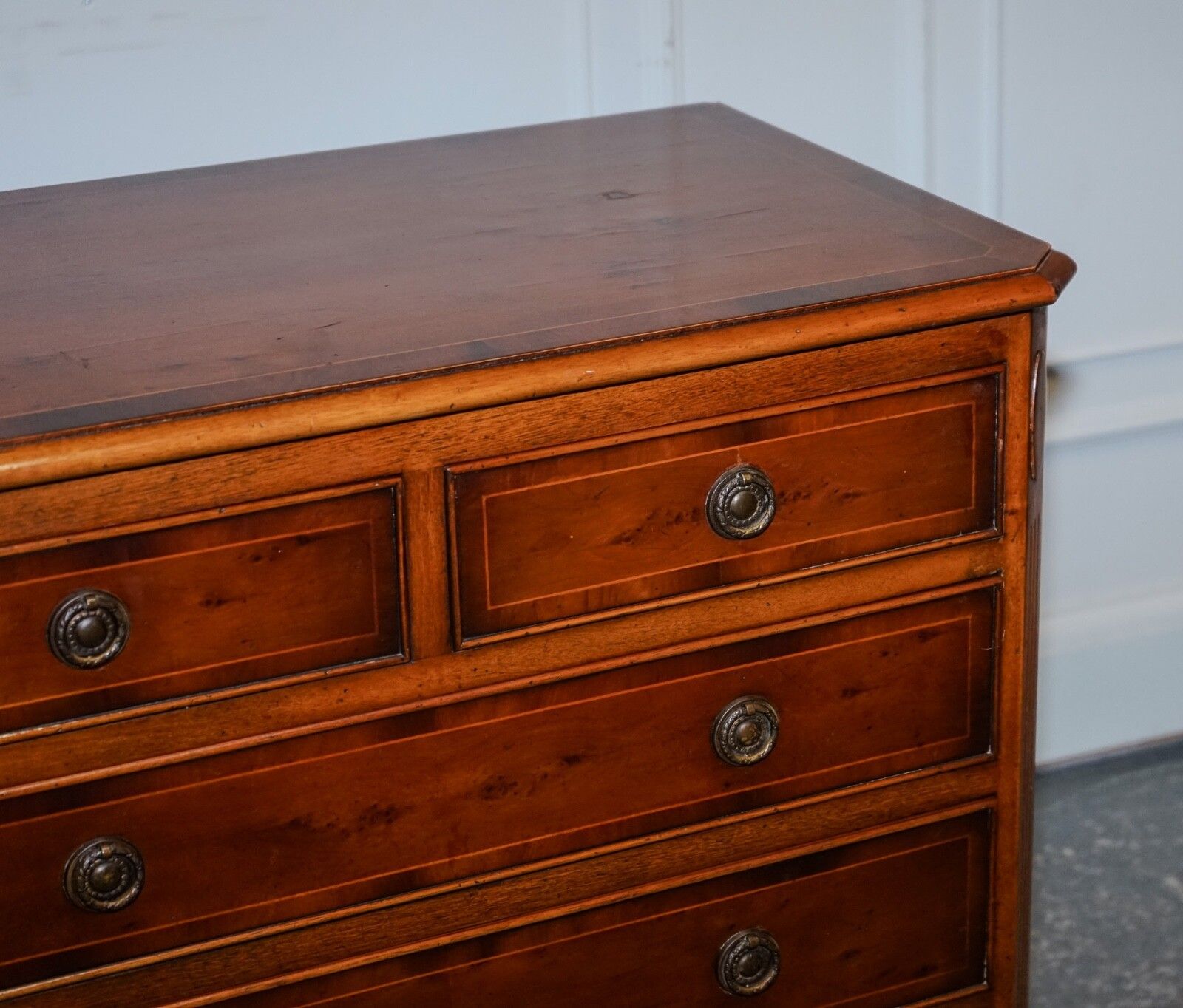 photo furniture Georgian Style H.G. Hudson Burr Walnut Sideboard Bank Of Drawers Quality Made