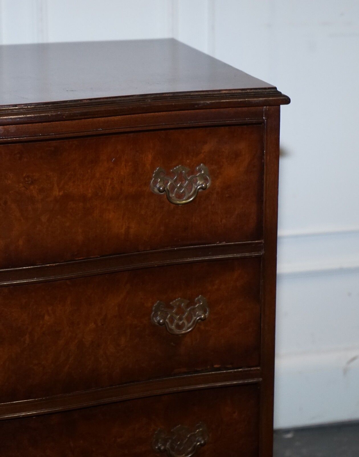 photo furniture Late 20th Century Burr Walnut Chest Of Drawers With Brass Handles