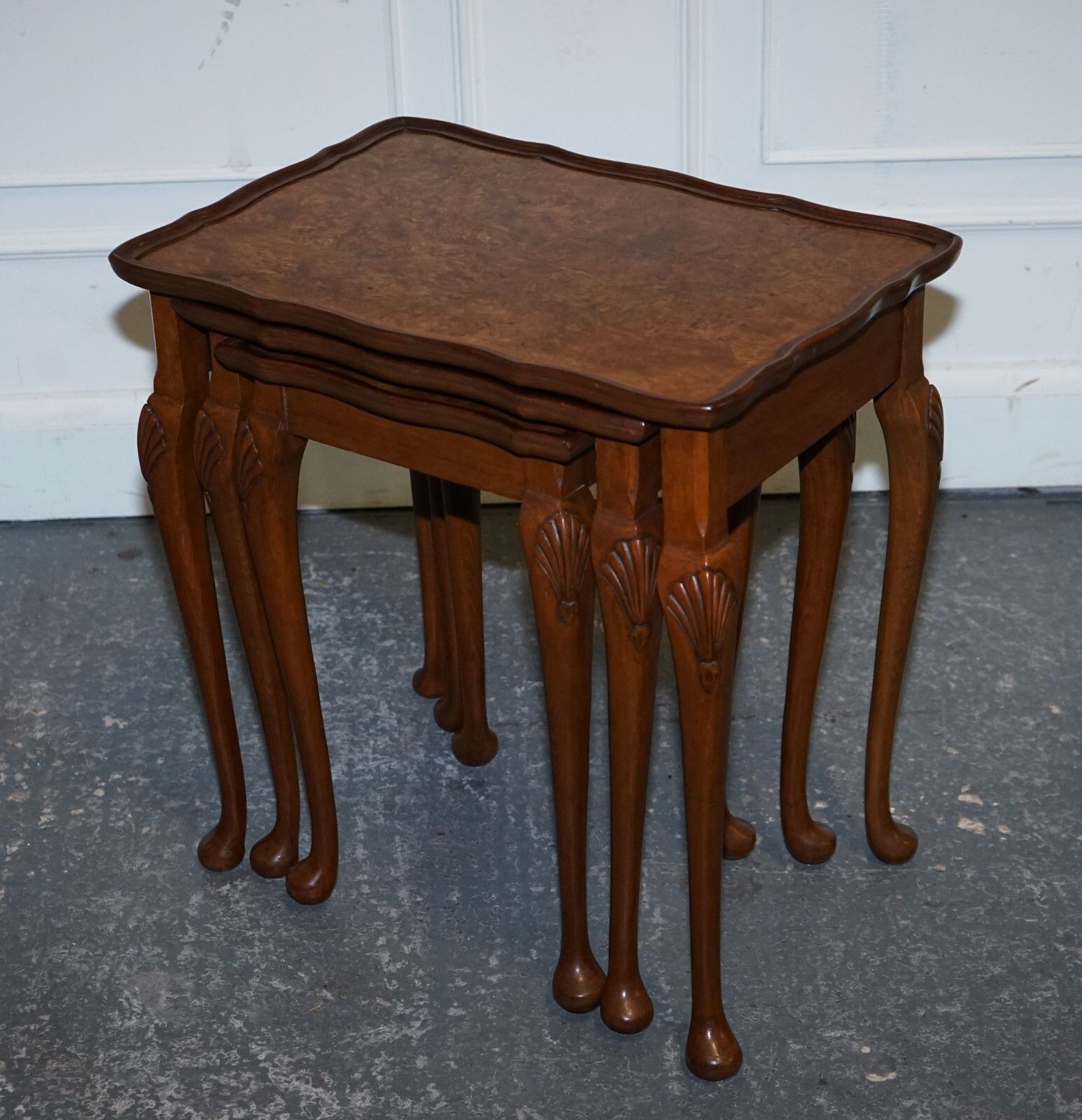 1920 Art Deco Burr Walnut Nest Of Three Tables Queen Anne Legs photo Furniture