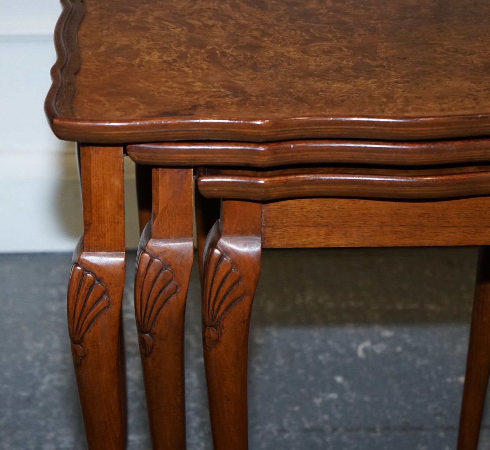 1920 Art Deco Burr Walnut Nest Of Three Tables Queen Anne Legs photo vinterior