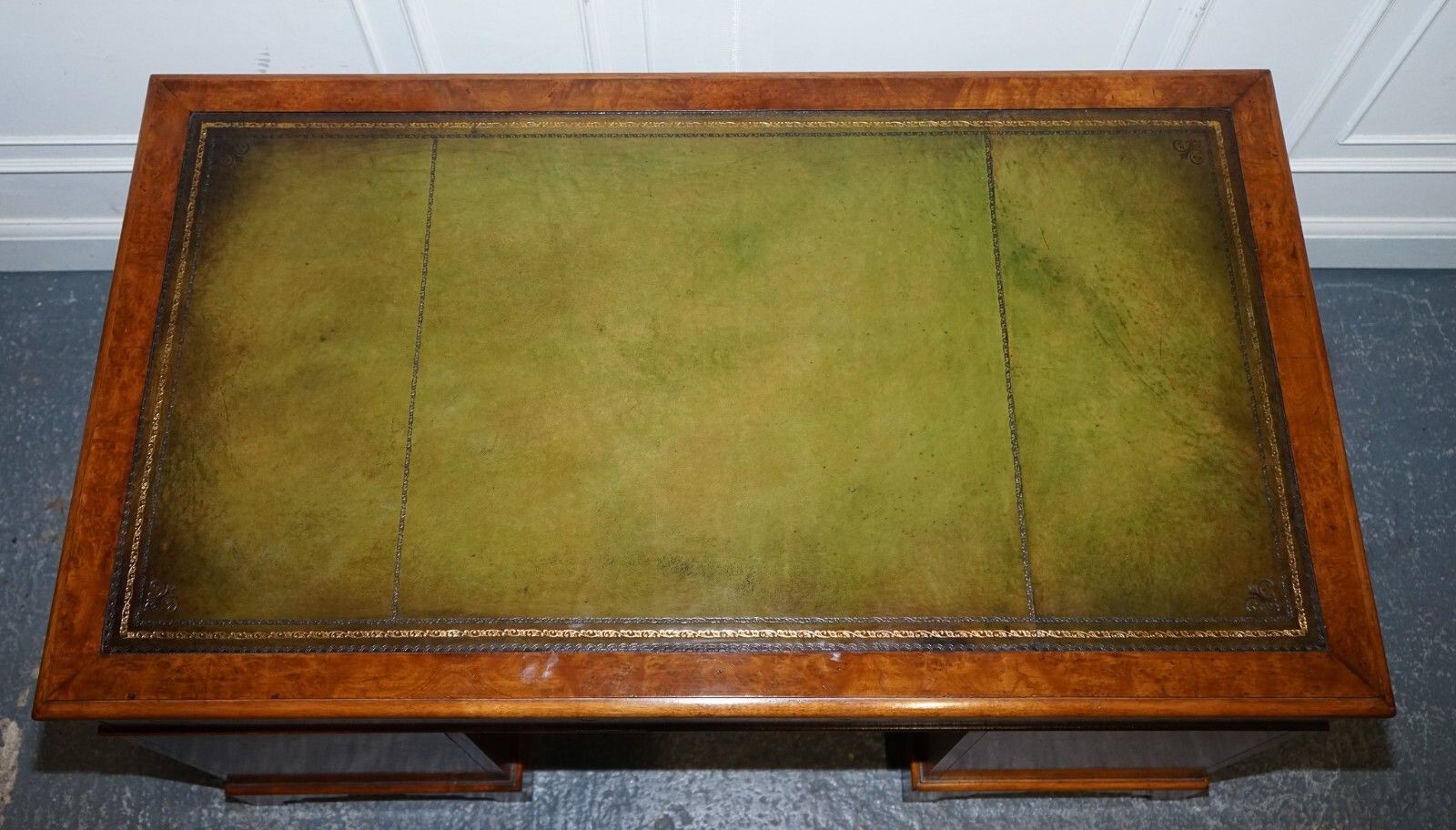 photo vintage One Of A Kind Restored Victorian Burr Walnut Hand Dyed Leather Pedestal Desk