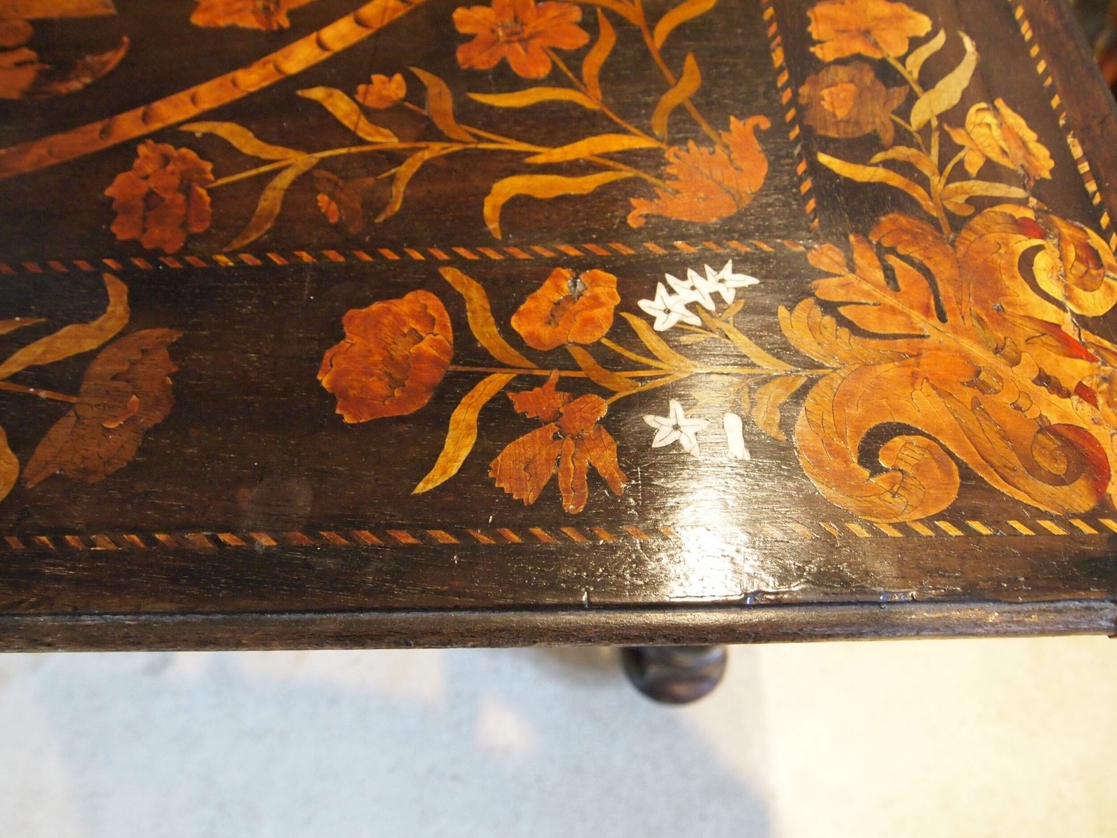 Table Stunning Rare Marquetry George II Oak C1740 photo vintage