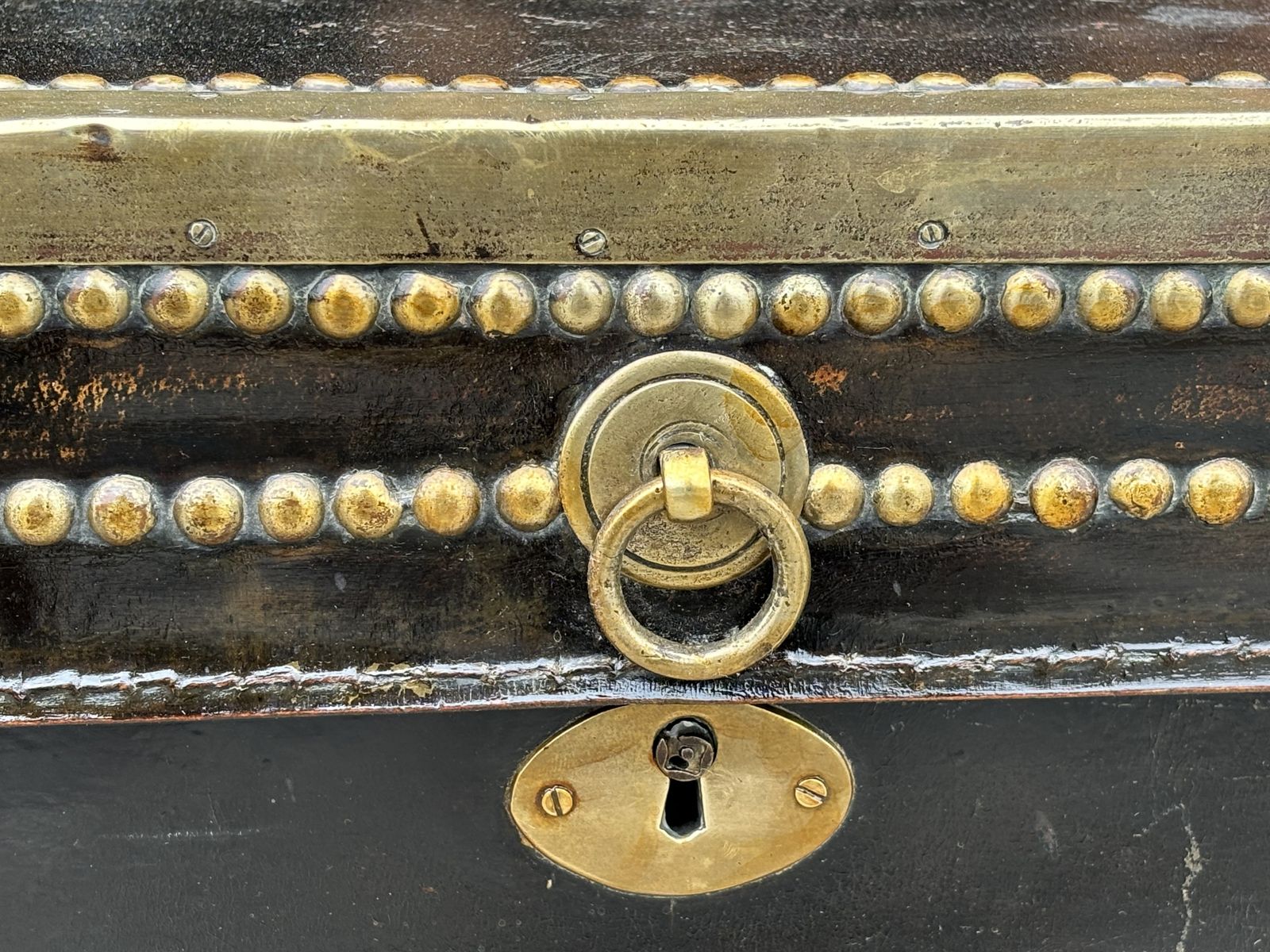 Early 19th Century Georgian Leather Brassbound Coaching Trunk photo Furniture