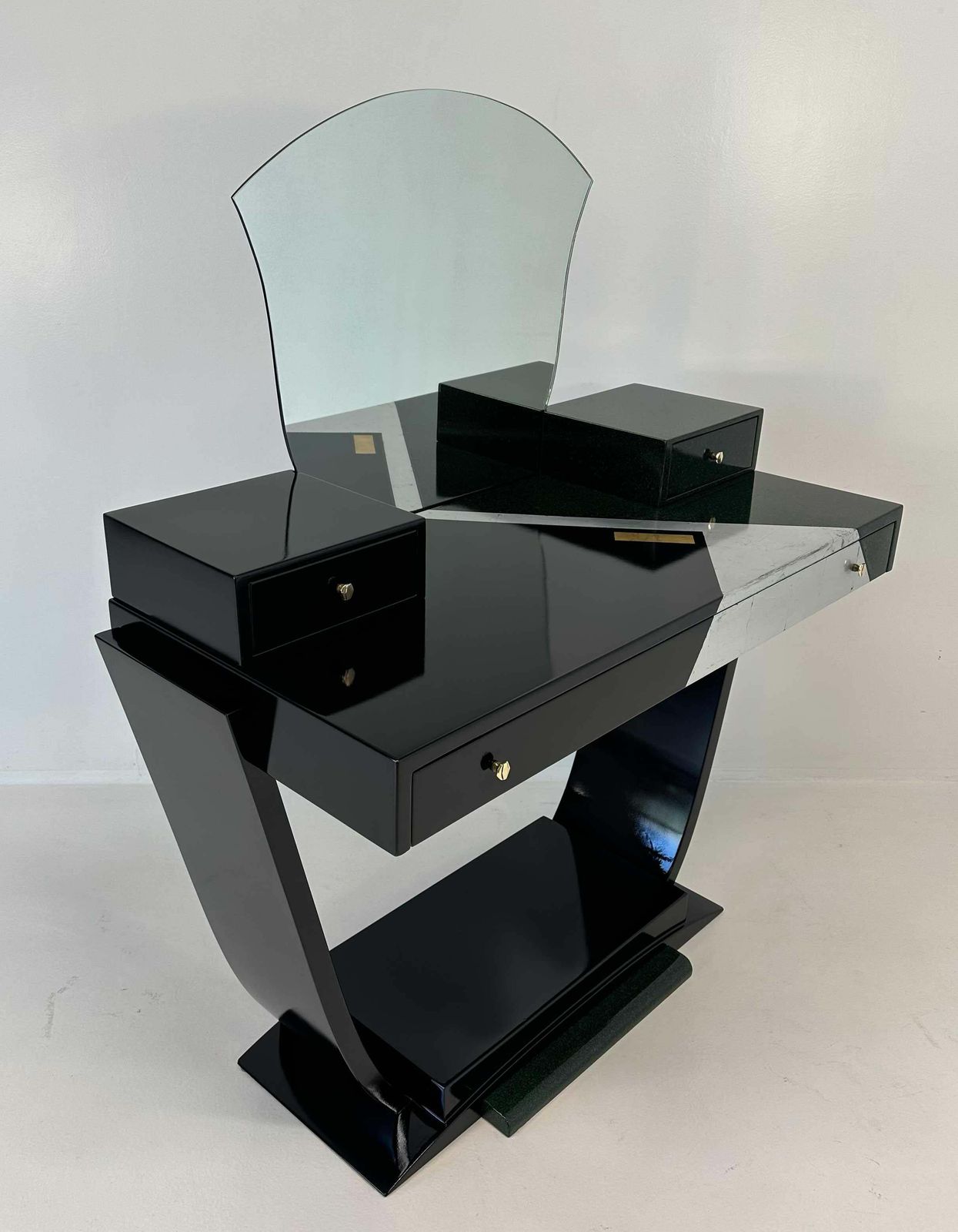 Italian Art Deco Black And Green Lacquer, Silver Leaf Vanity Table, 1970s photo 4000.0