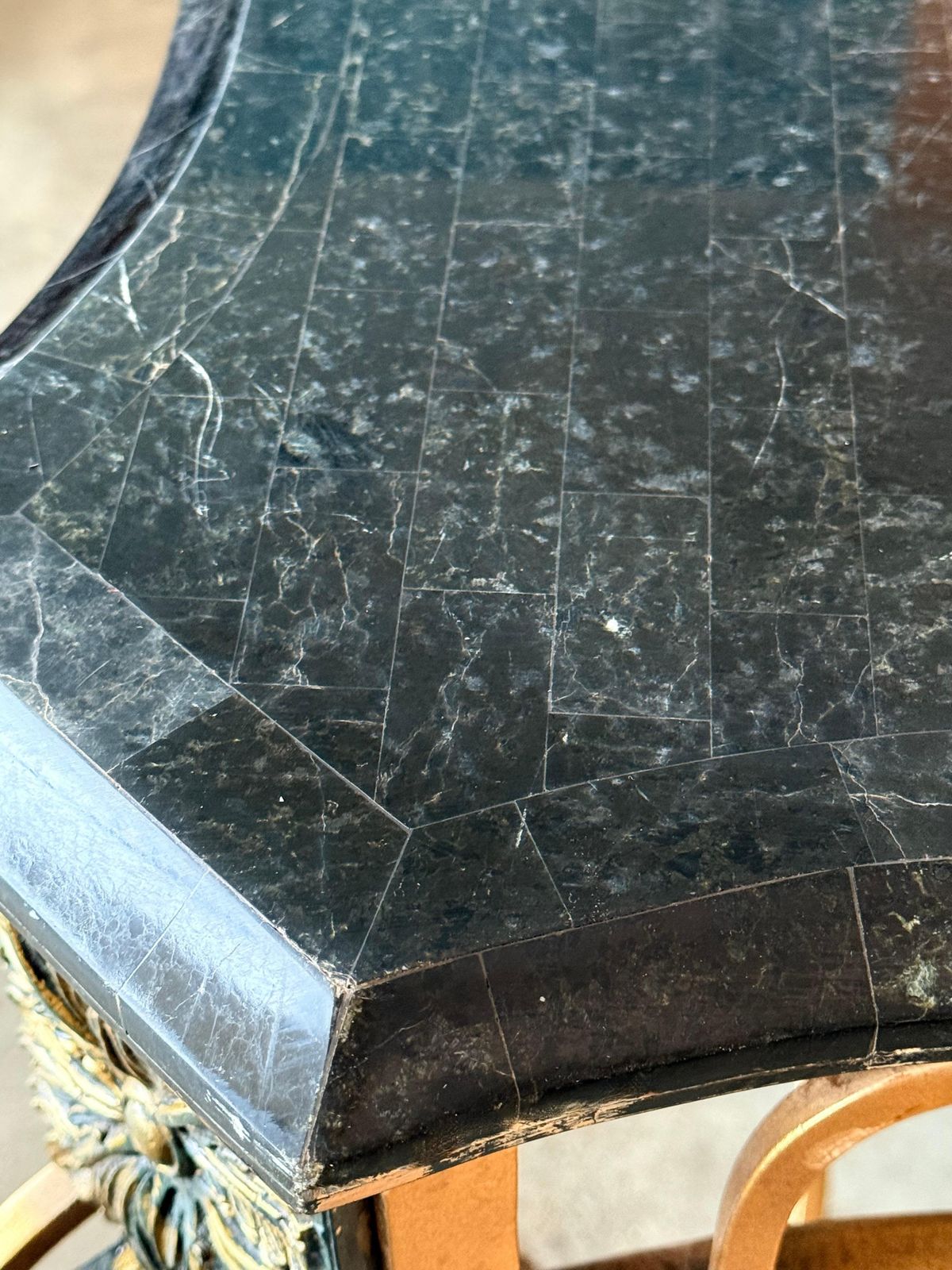 photo furniture Console Louis XV en fer forgé doré, plateau en marbre, XIXe siècle