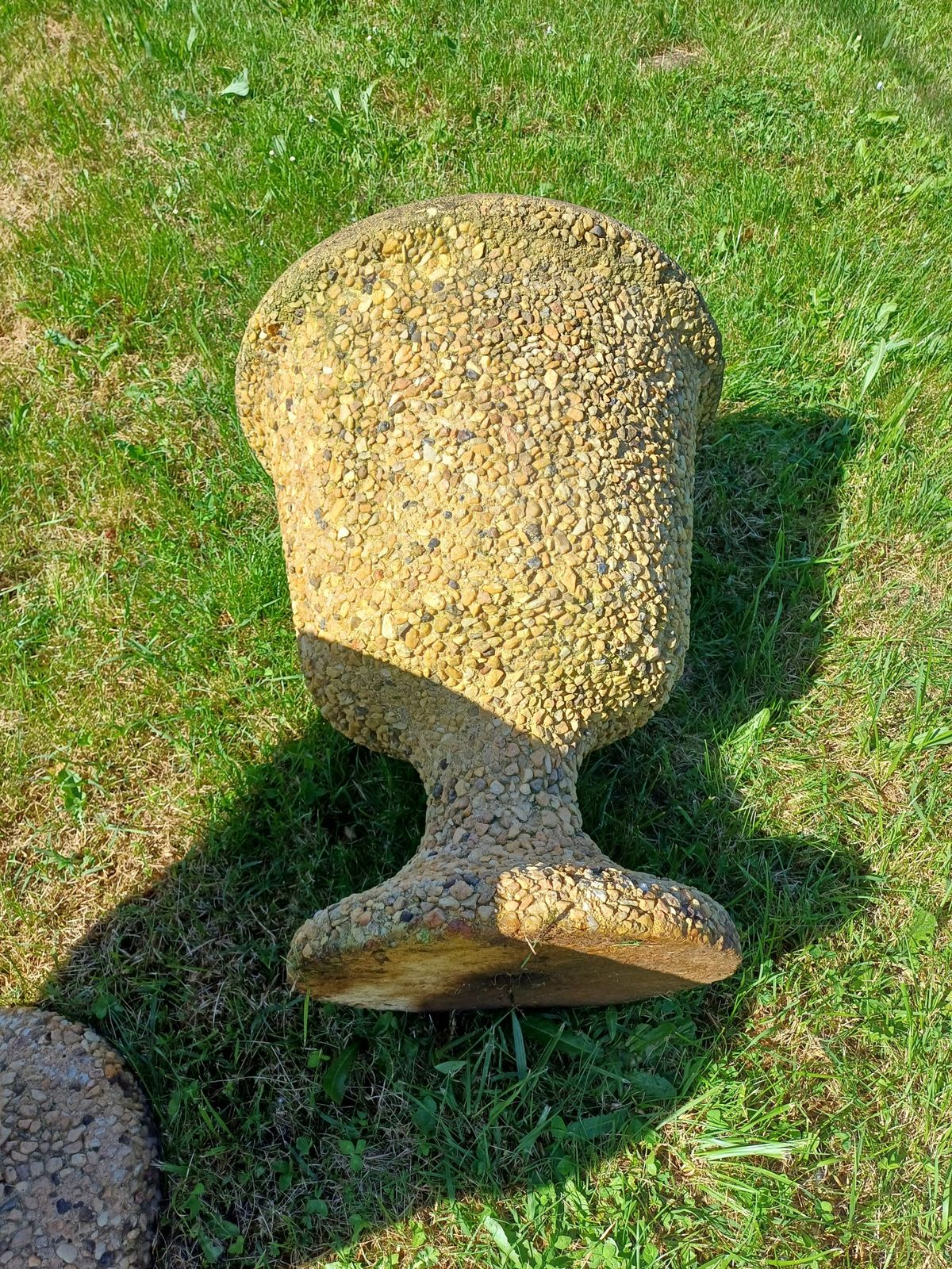 photo buy Pair Of Medici Style Vases In Reconstituted Stone