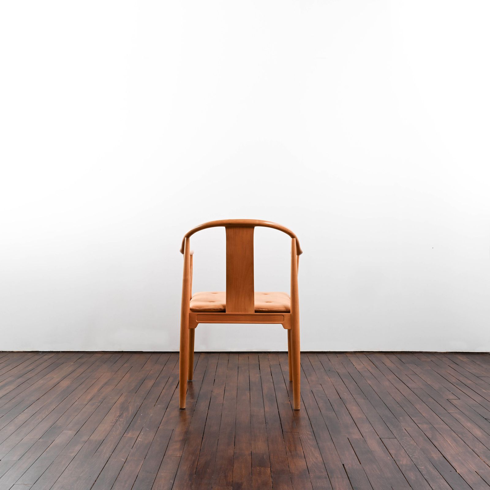 Set Of 6 China Chairs In Clear Lacquered Ash Wood Designed By Hans Wegner In 1944 photo for sale
