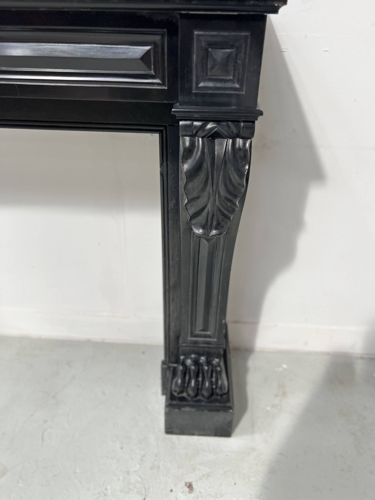 photo vintage Napoleon III Fireplace With Claw Feet In Black Marble, 19th Century