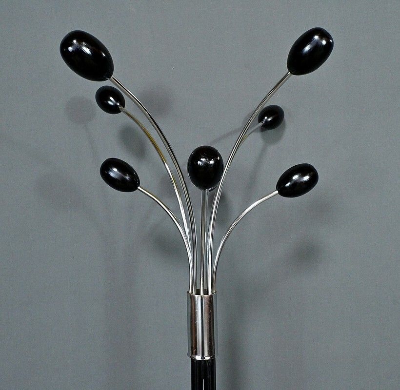 Coat Rack In Lacquered Metal, Italian Design – 1960 photo Furniture
