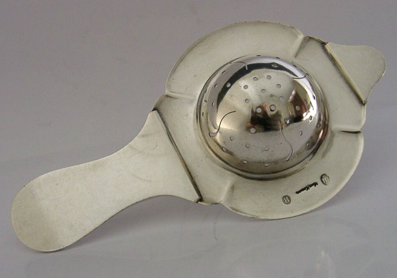 Stylish Heavy Danish Art Deco Solid Silver Tea Strainer 1939 Antique 72g photo Home Decor